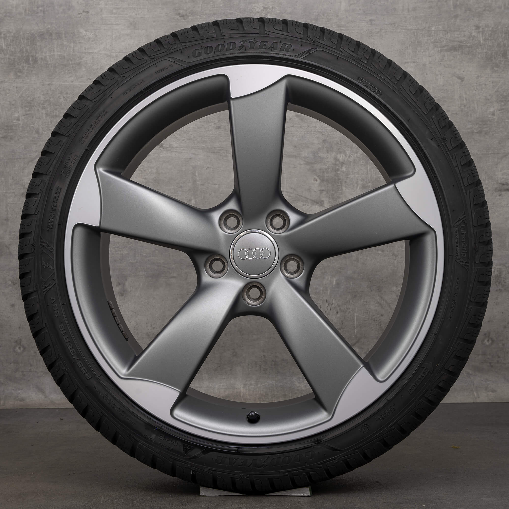 Audi A4 S4 B8 8K Winterräder Rotor 19 Zoll Felgen Winterreifen 8K0601025CN