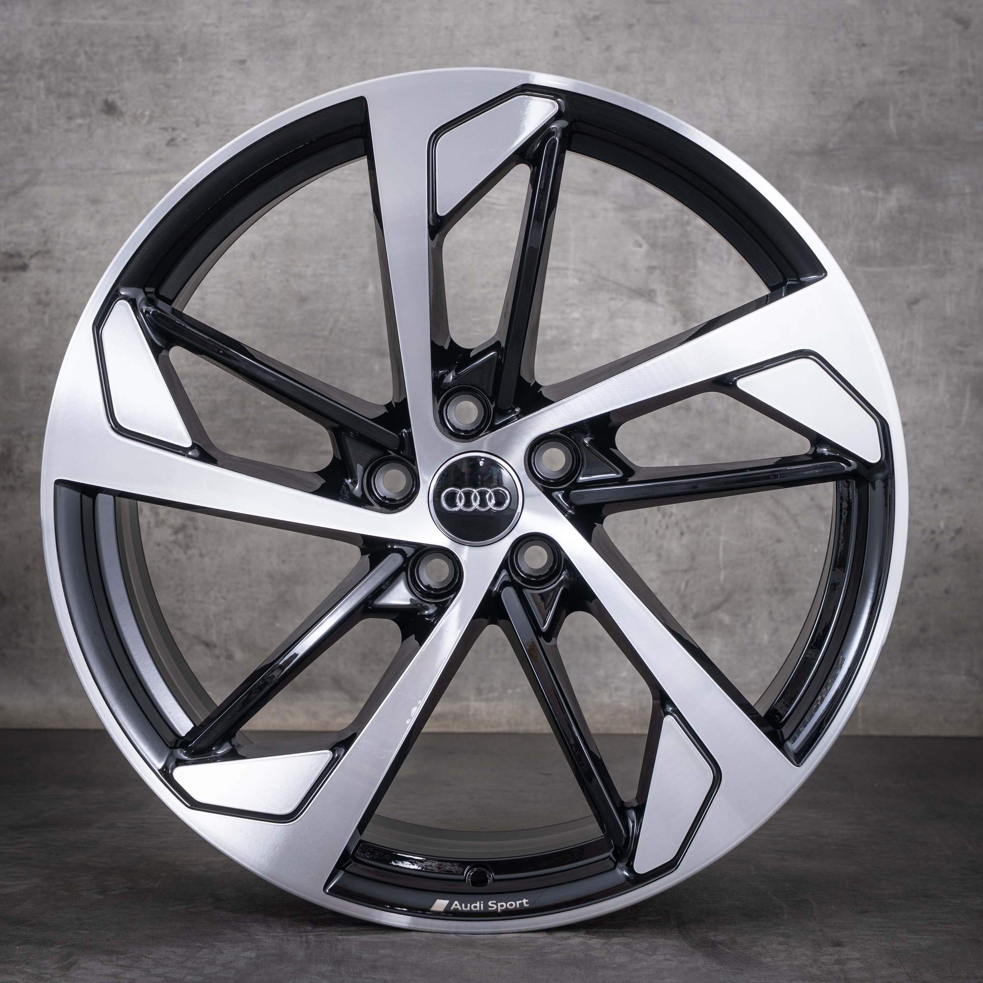 OEM Audi RS4 RS5 20inch B9 8W F5 Trapezoid 8W0601025CN rims Black diamond cut NEW