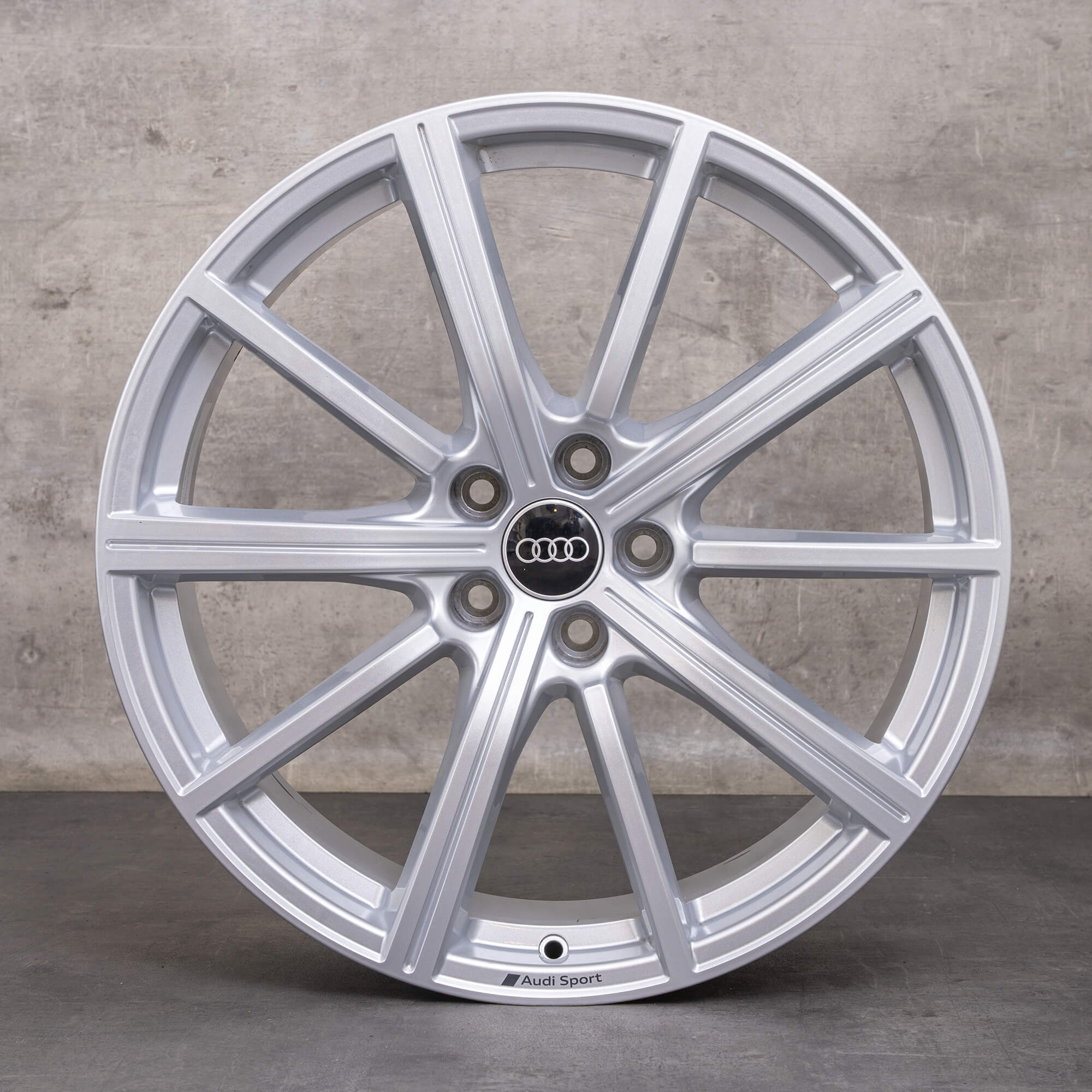 Audi Q3 RSQ3 jantes 20 polegadas F3 83A601025BC prata