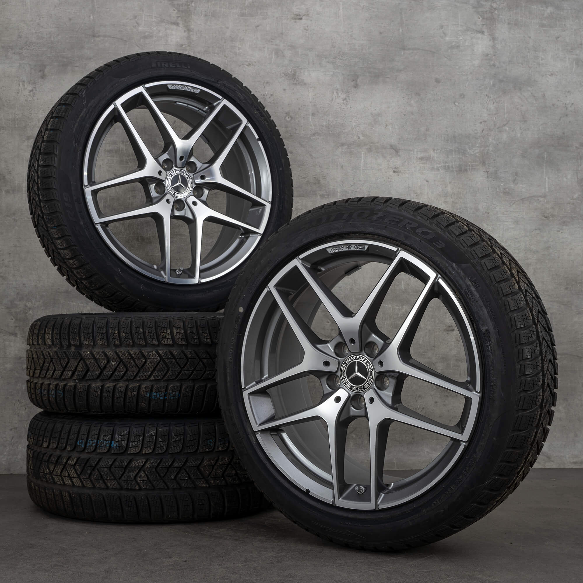 Mercedes Benz 19 inch AMG velgen GLA 45 winterbanden wintervelgen A1564013000