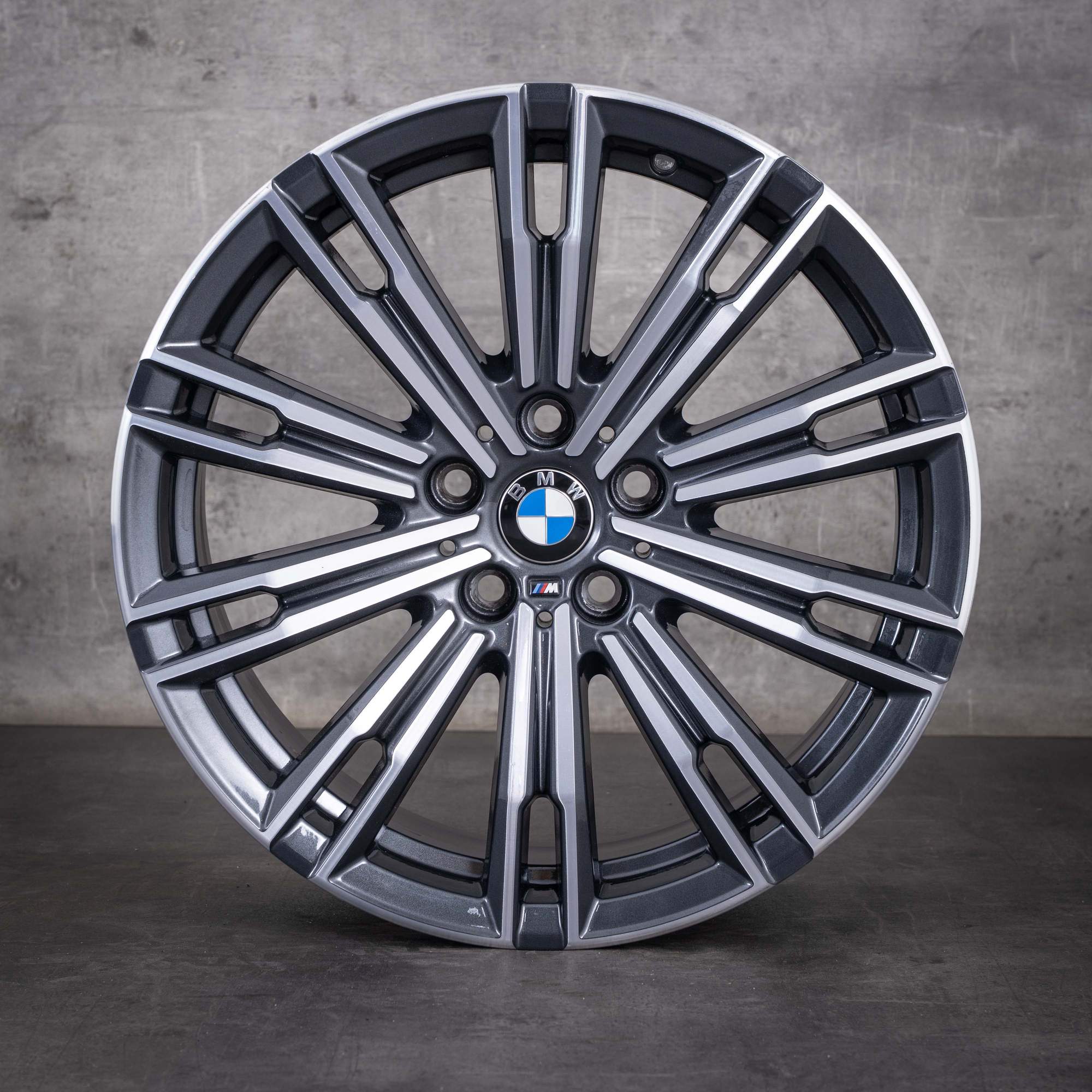 Original BMW 2er 3er 4er 18 Zoll G42 G20 G21 G22 G23 Felgen 790 M 8089890 8089891 midnight grey glanzgedreht