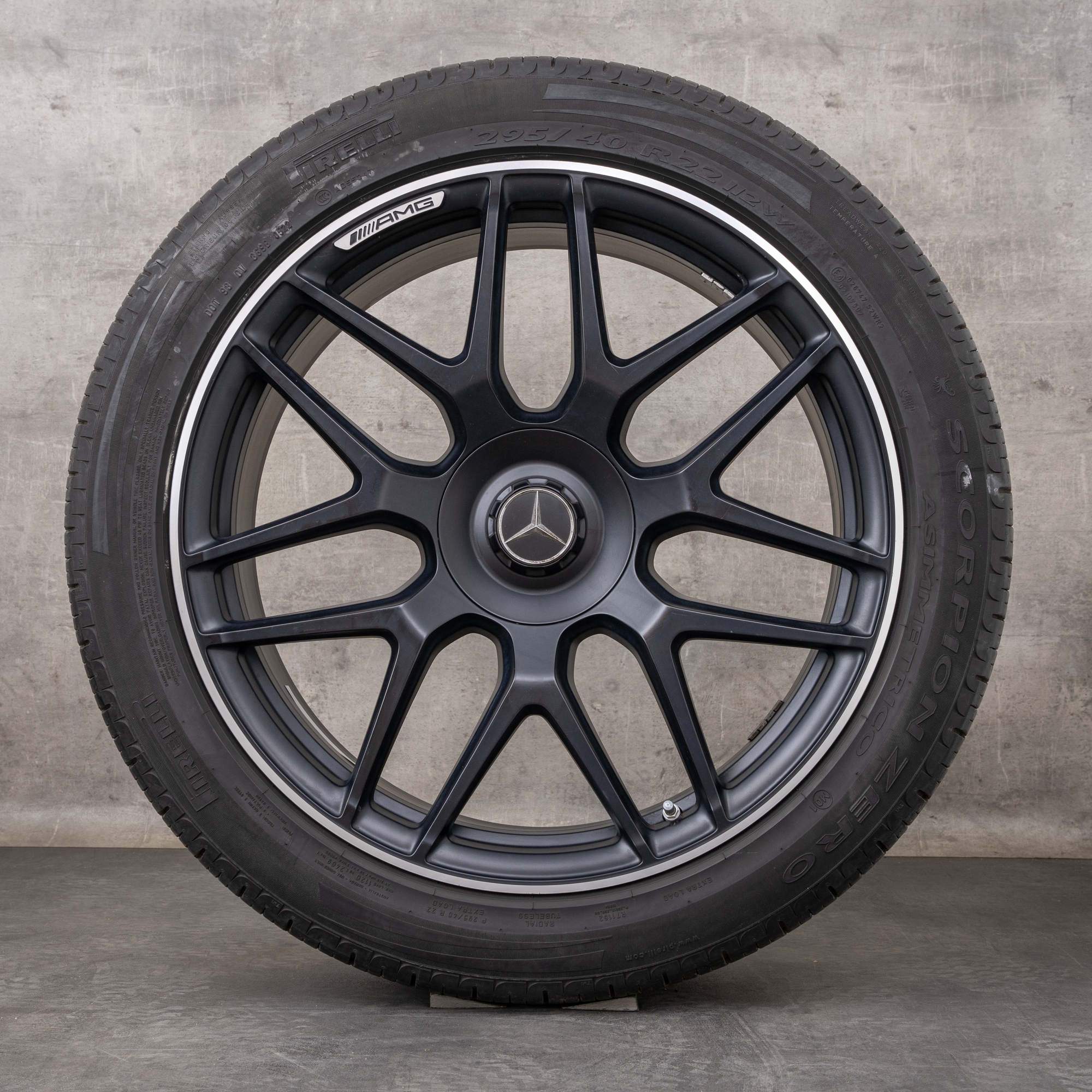 Alkuperäiset Mercedes Benz G-sarjan G63 AMG-vanteet 22 tuuman W465 W463A kesäpyörät A4634012000 Vahvempi kuin aika musta matta kiillotettu käännetty