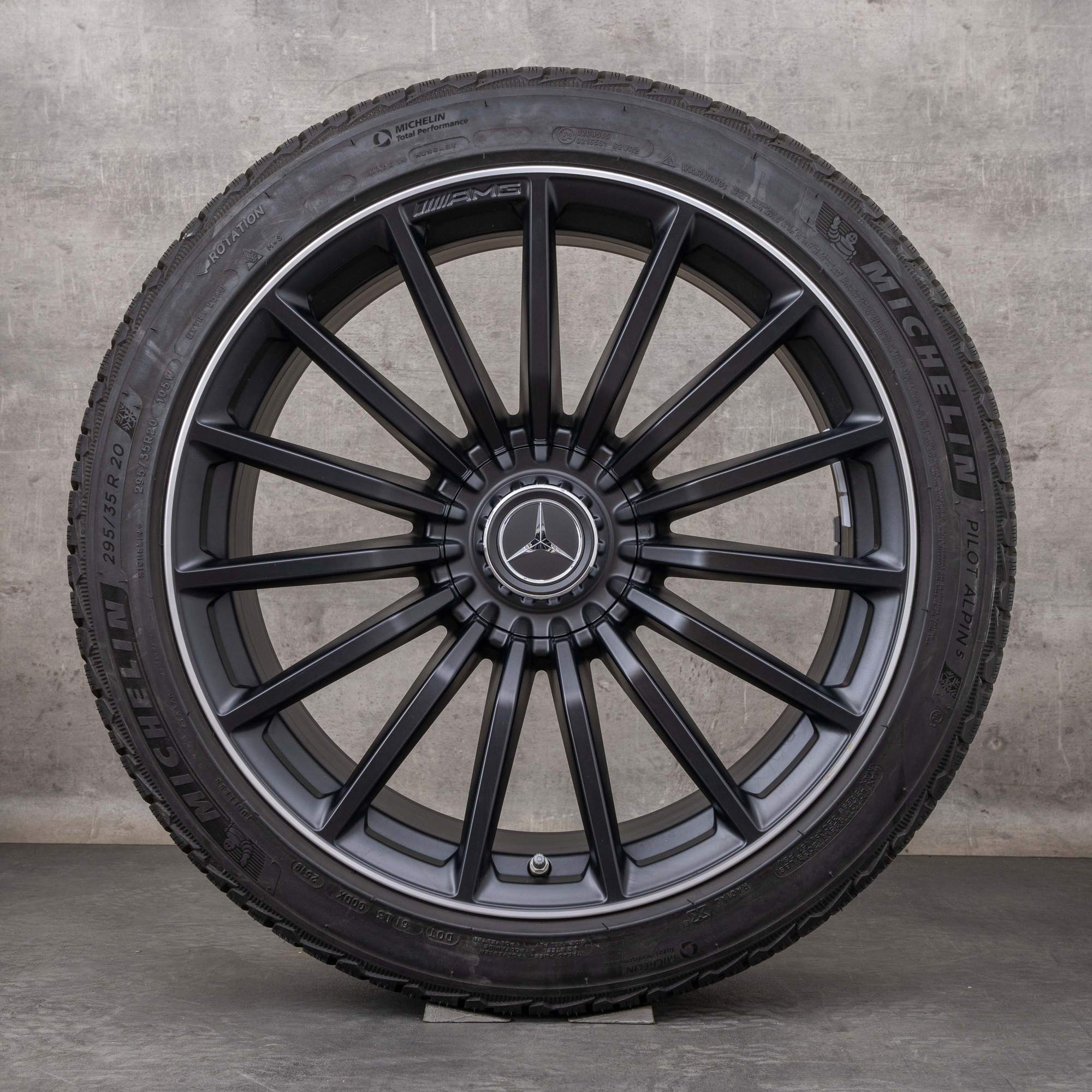 Alkuperäiset Mercedes Benz GT 43 53 63 & S 4Matic+ AMG talvirenkaat 20 tuuman X290 4-oviset vanteet A2904010600 A2904010700 musta matta kiillotettu musta.