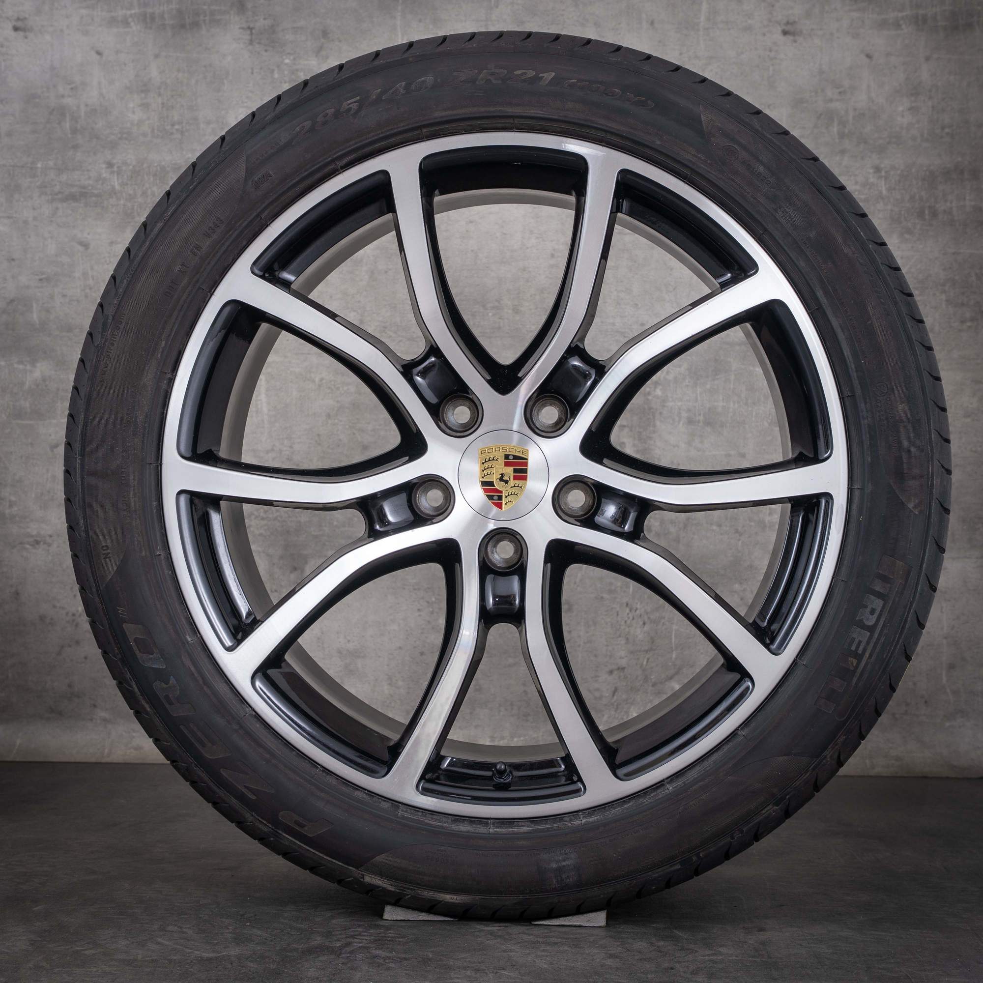 Oryginalne felgi Porsche Cayenne 21 cali 9YA E3 – koła letnie 9Y0601025P 9Y0601025Q, ekskluzywny wzór, czarne, Polerowane na wysoki połysk