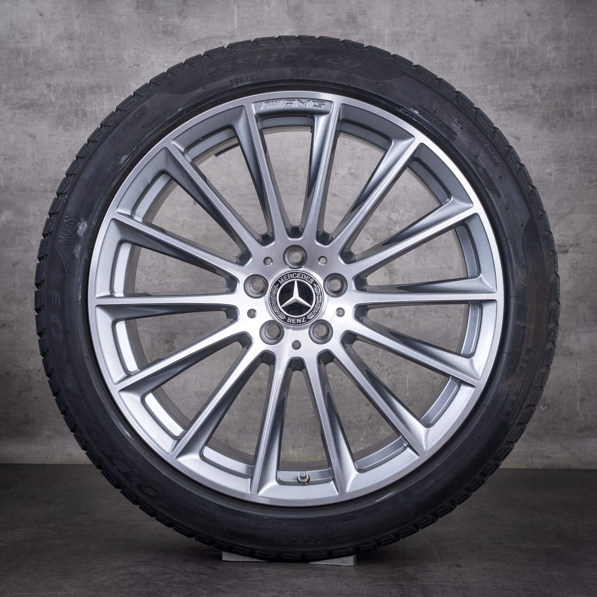 Oryginalne koła zimowe Mercedes-Benz Klasy S AMG 20 cali model W223 felgi A2234011500 kolor himalaya grey w wersji z efektem diamond cut