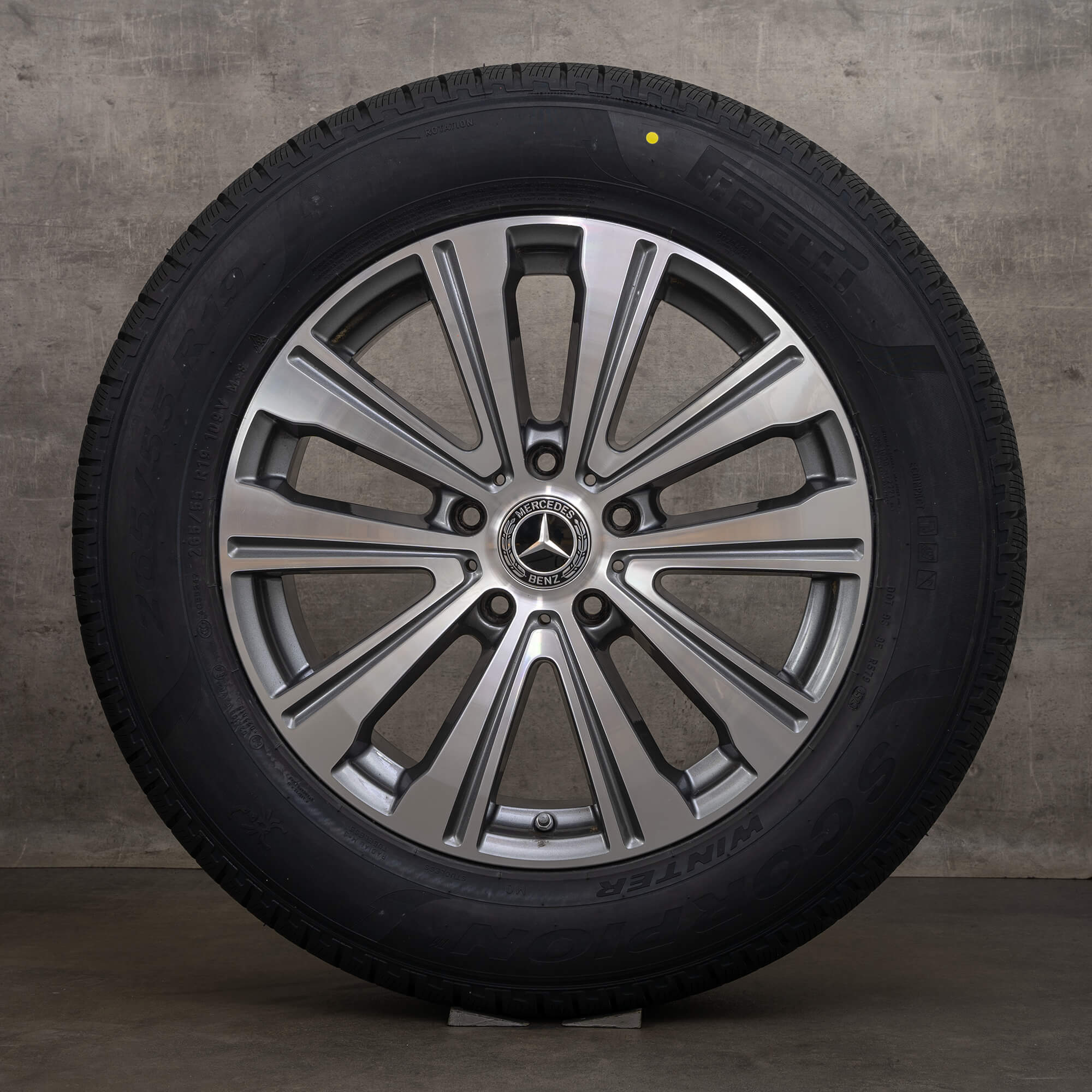 Original zimní pneu s disky Mercedes Benz třídy G 19" ráfky na auto W463 A4634011100 himalaya šedé lesklé soustružené NOVÉ