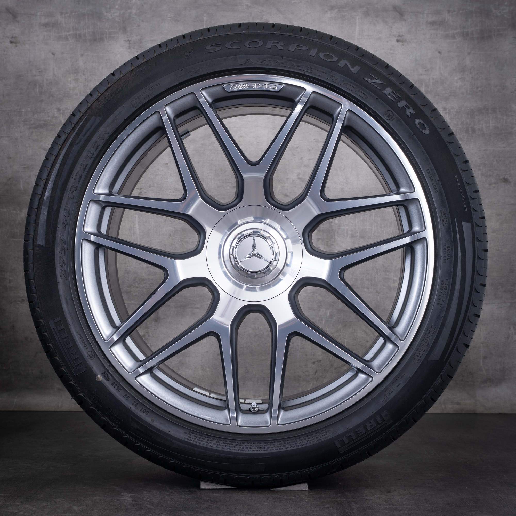 Original Mercedes-Benz AMG G-Klass-fälgar 22 tum 463 Sommarhjul A4634012000 KORSSPOKFELG himalaya grey, frontpolerad