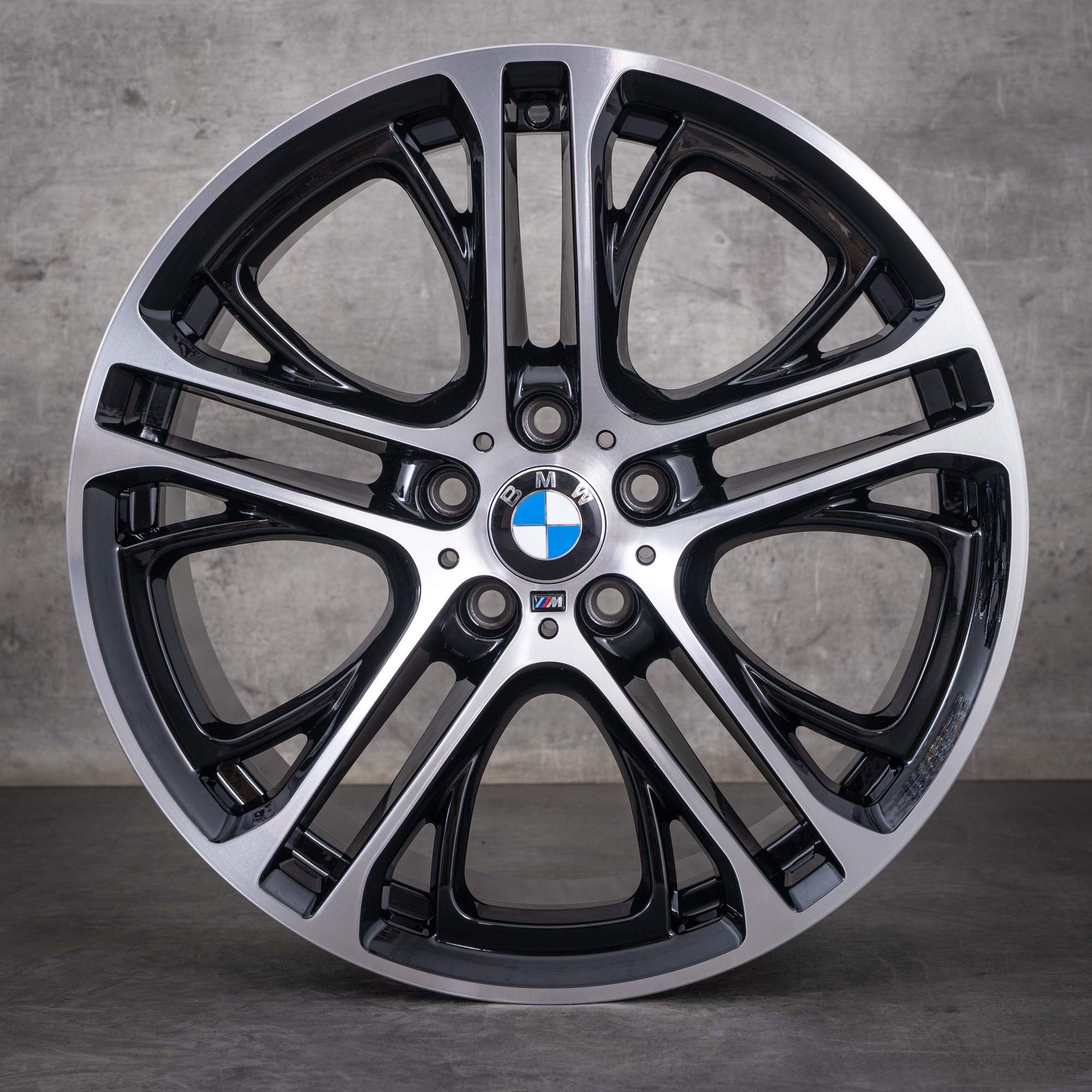 Oryginalne felgi BMW X3 X4 20 cali F25 F26 Styling 310 M 6787582 6787583 czarne z efektem diamond cut NOWE
