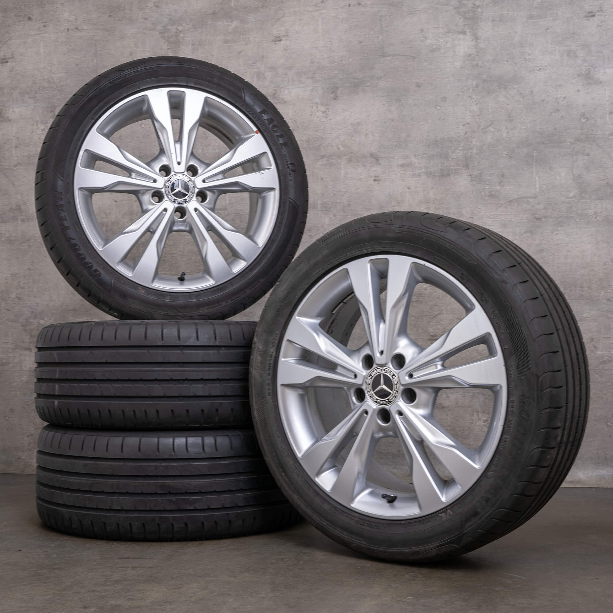 OEM Mercedes Benz V-Class rims 18 inch W447 Vito Viano summer wheels A4474010501 silver