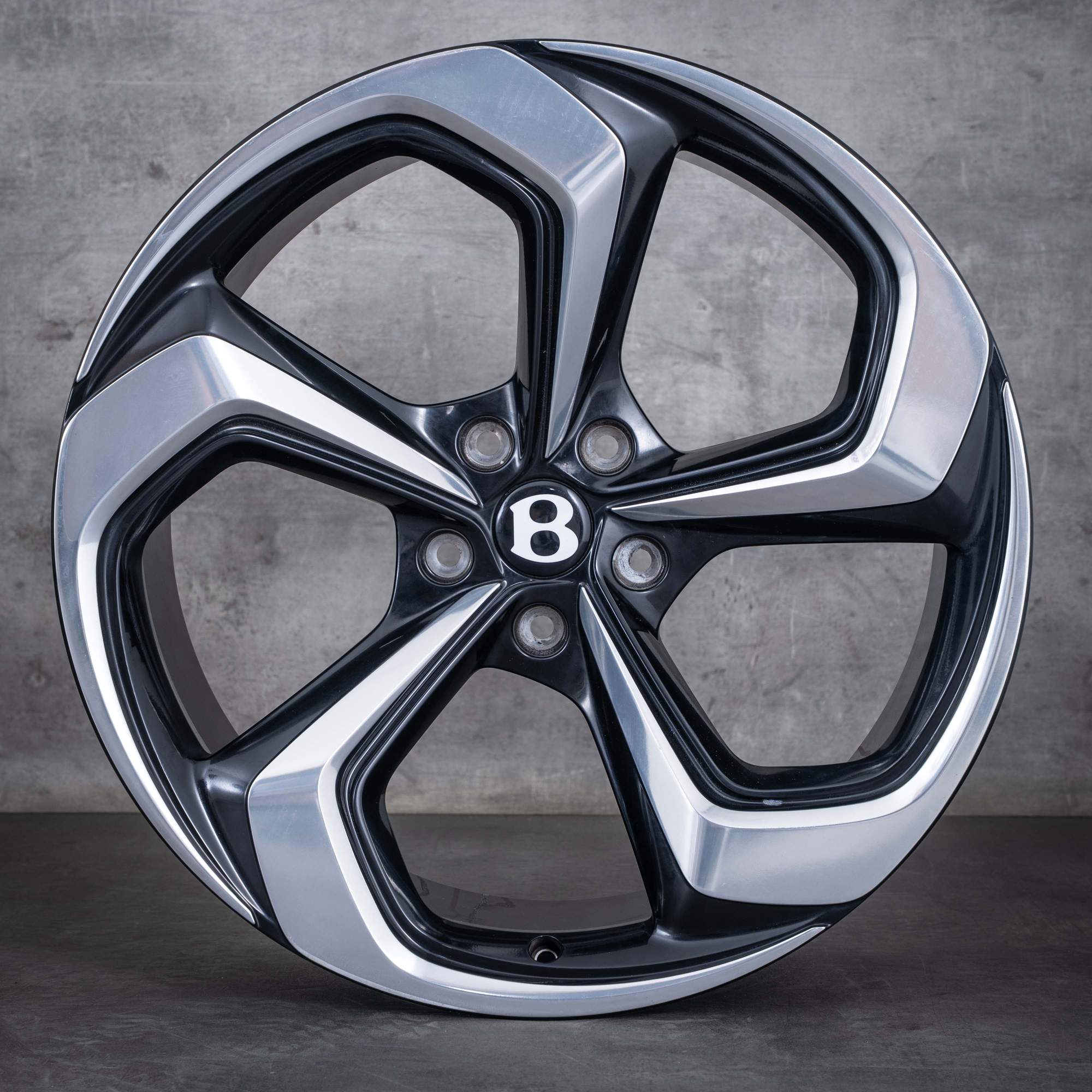 Alkuperäiset Bentley Bentayga vanteet 22 tuuman 4V1 36A601025BP 36A601025BN musta kiillotettu