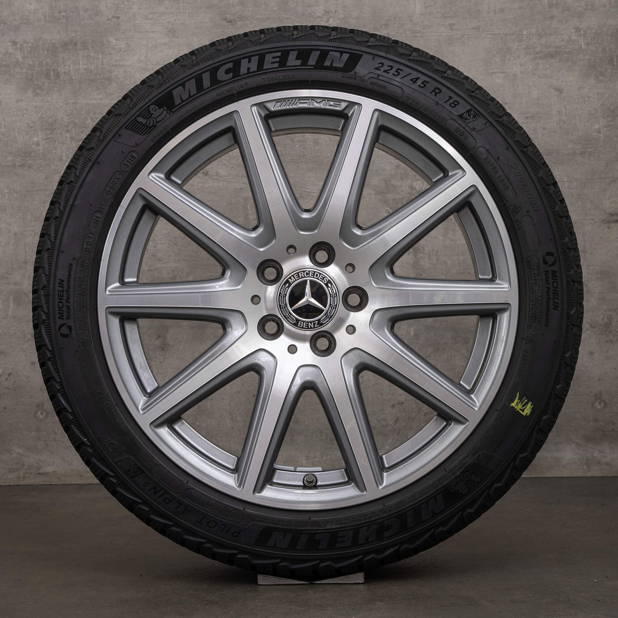Rodas de inverno originais Mercedes Benz Classe A CLA AMG 18 polegadas A45 & S W177 35 e 45 C118 jantes A1774013900 cinza Himalaya alto brilho