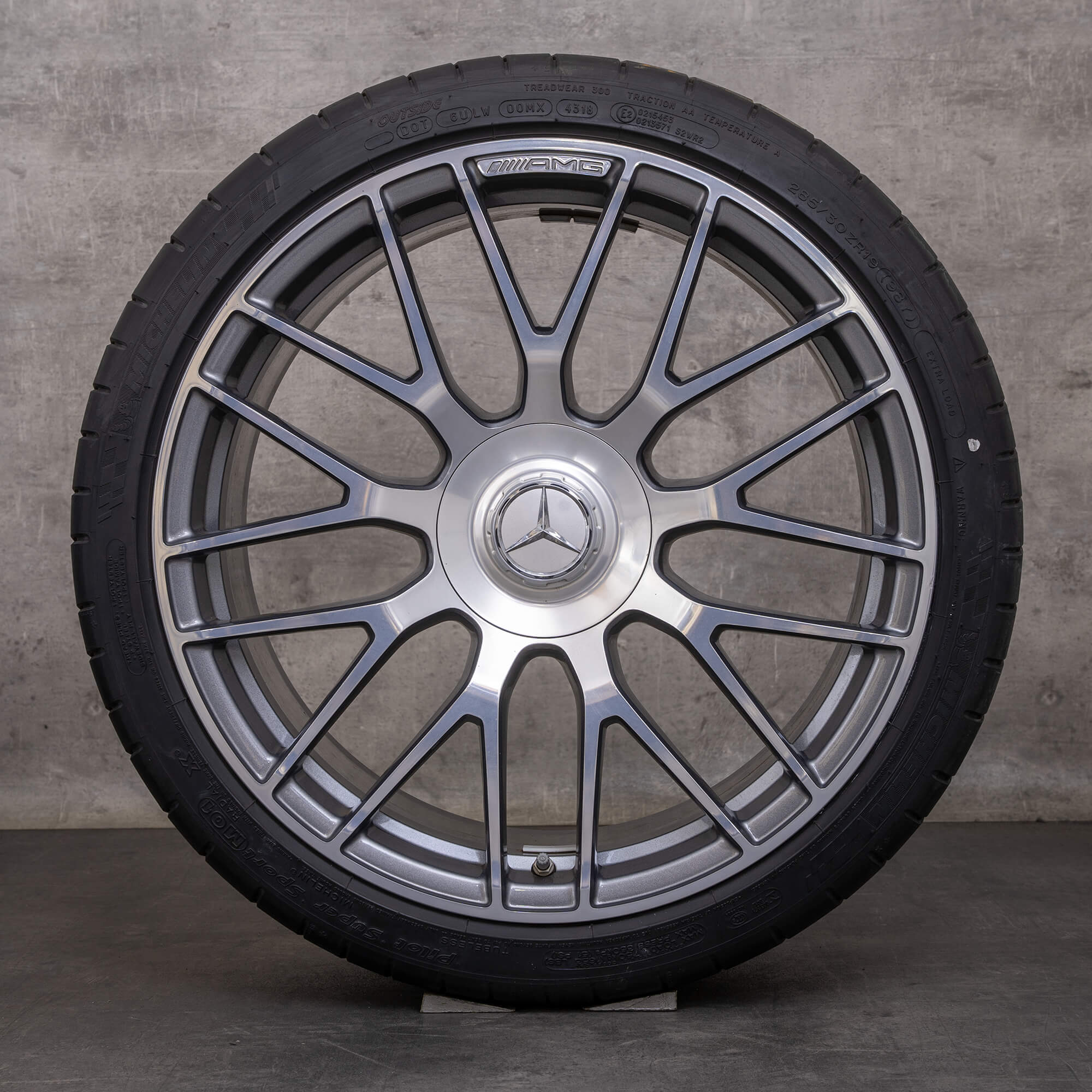 Oryginał Mercedes Benz AMG C63 & S felgi 19 cali C205 A205 koła letnie A2054015900 A2054016000 himalaya szary połysk polerowane