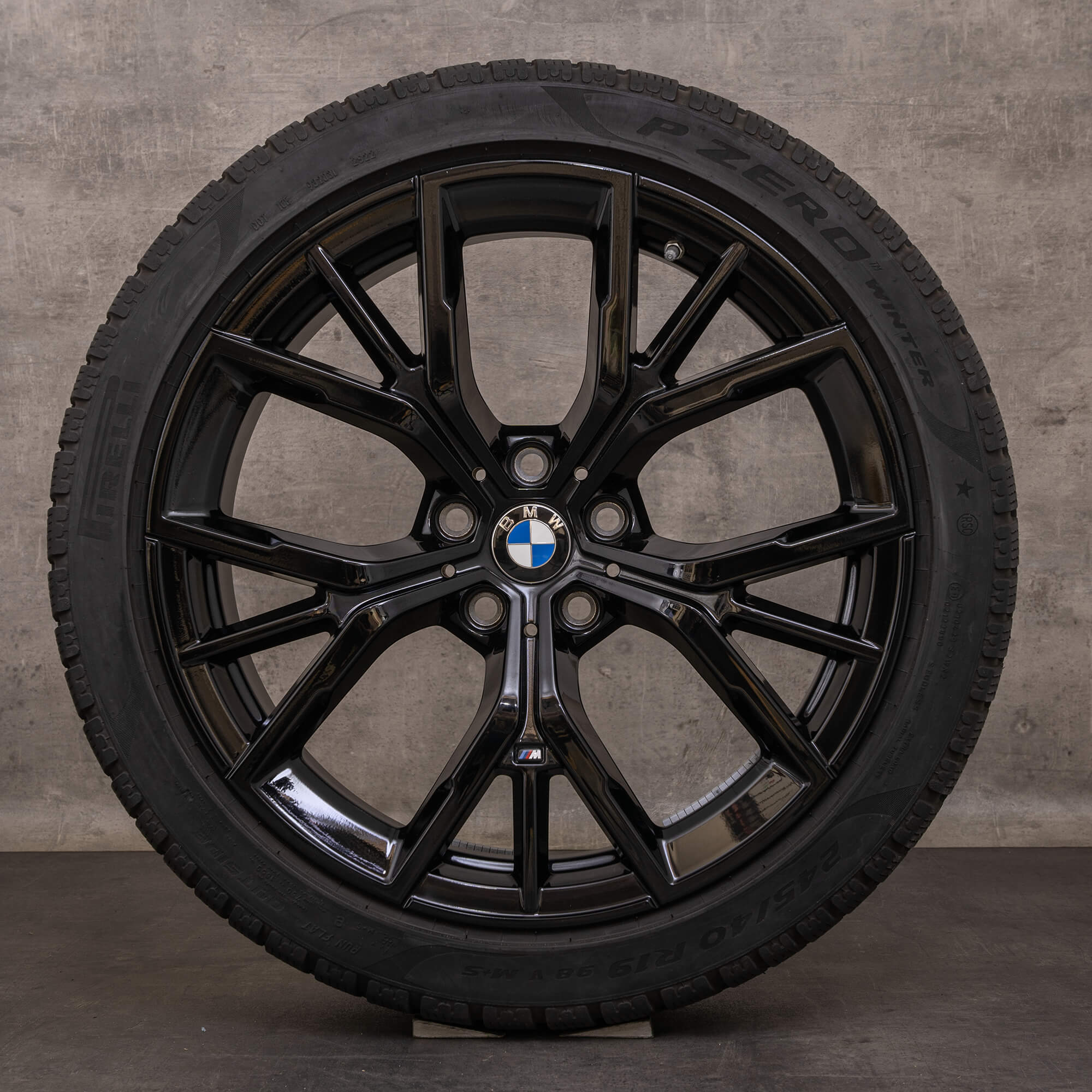 Oem BMW Série 5 pneus hiver jantes 19 pouces G30 G31 Jantes Styling 845 M 8747406 8747405 noir brillant