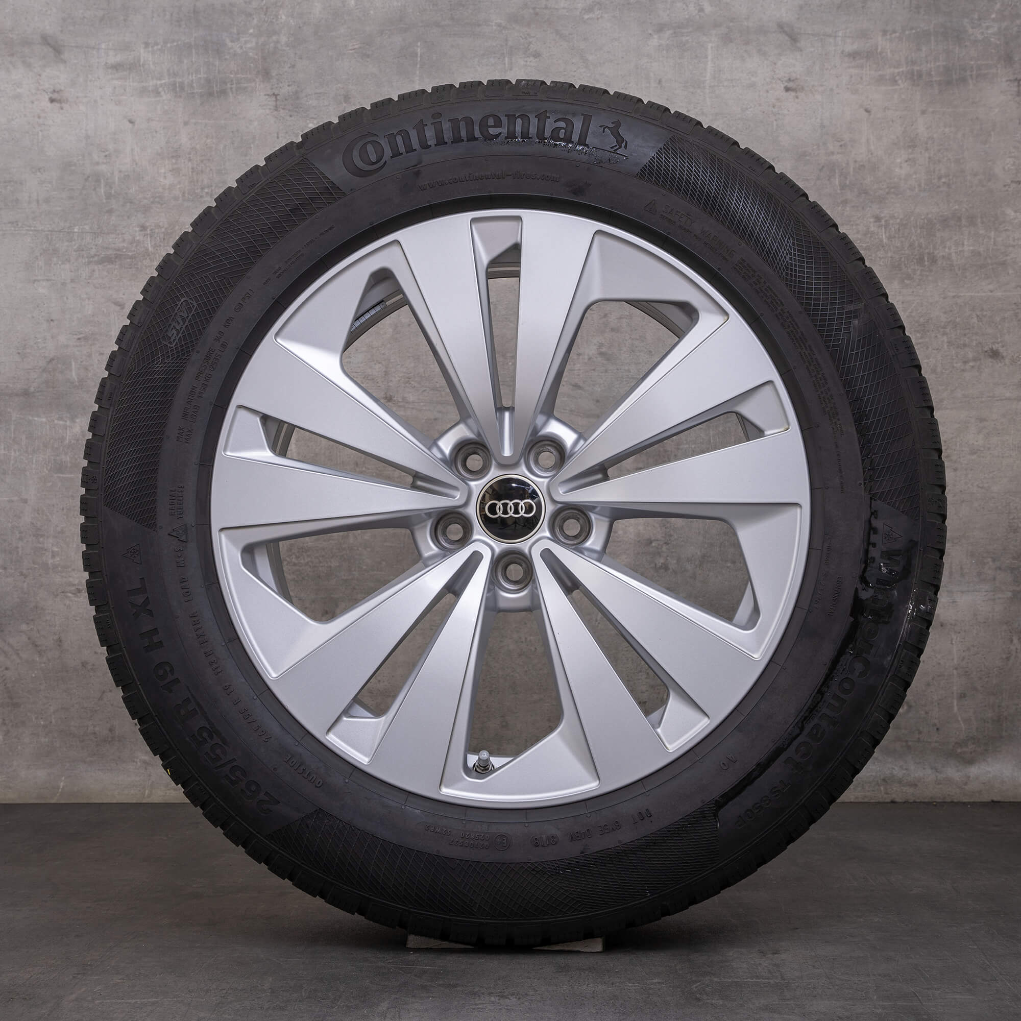 OEM Audi Q8 SQ8 snow tire packages 19 inch 4M8 rims 4M8601025 silver glossy
