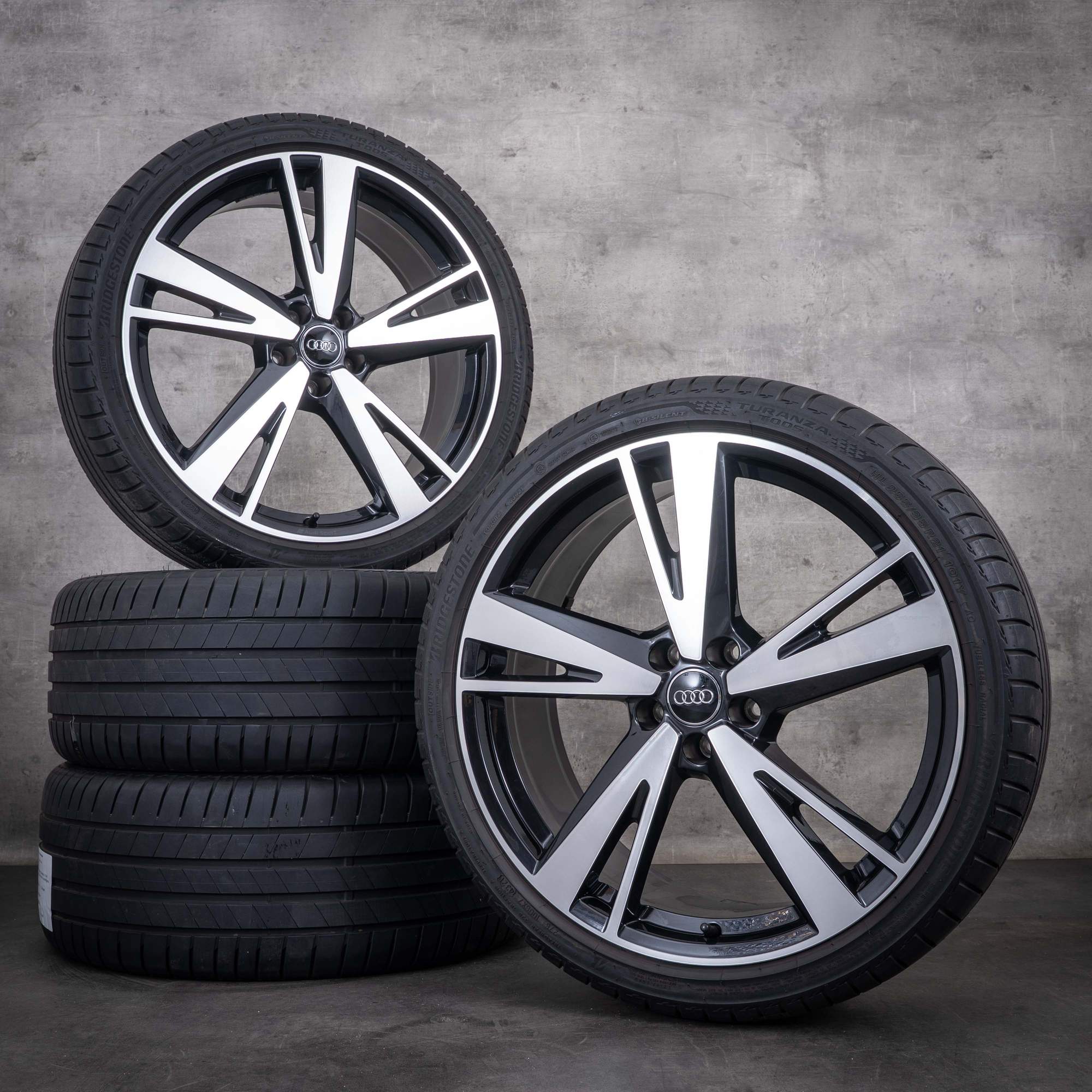 Cerchi originali Audi A6 S6 da 21 pollici 4K 4P C8 C9 per ruote estive 4K0601025AG nero diamantato