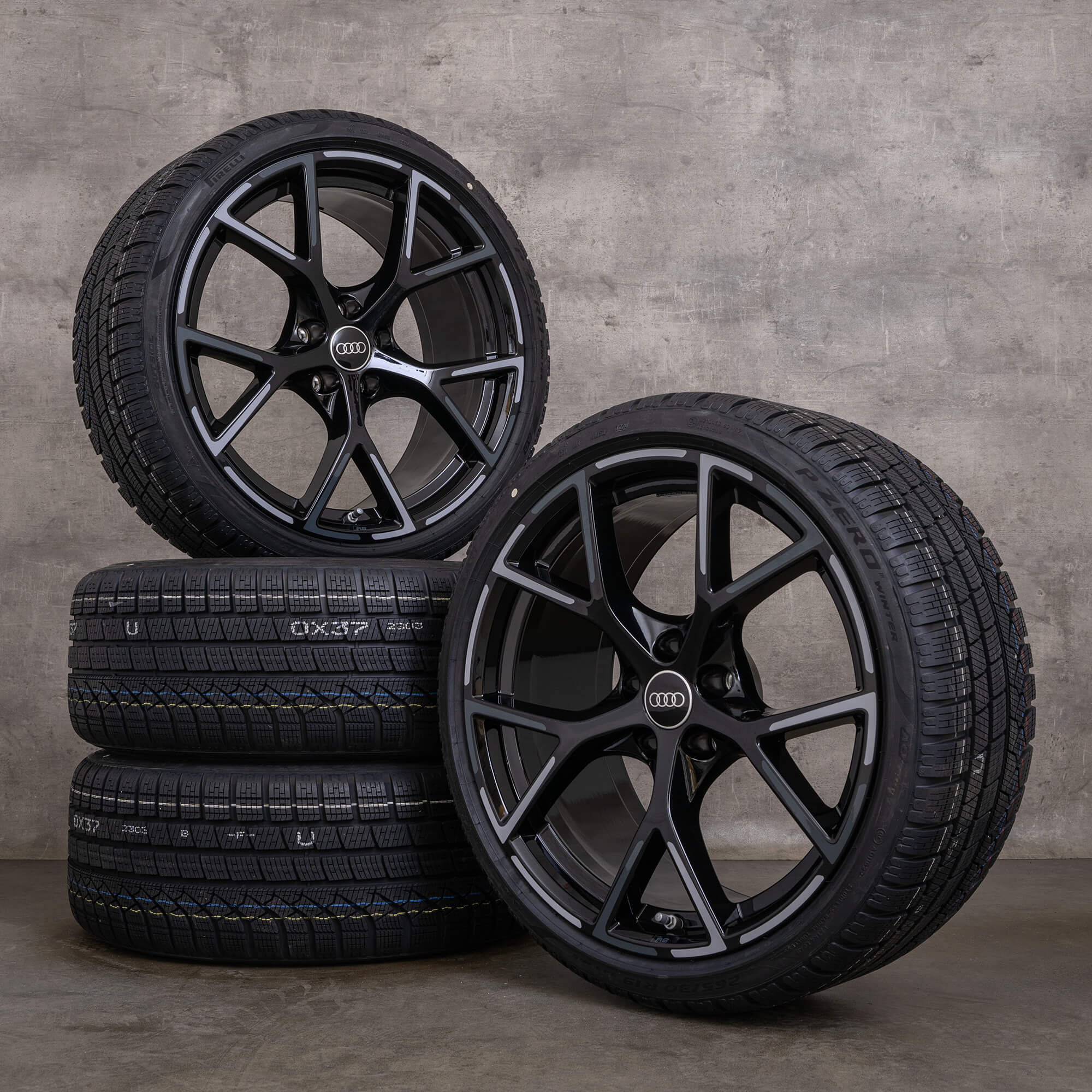 Originální zimni alu kola Audi RS3 19" 8Y disky 8Y0601025BP 8Y0601025BQ černé NOVÉ