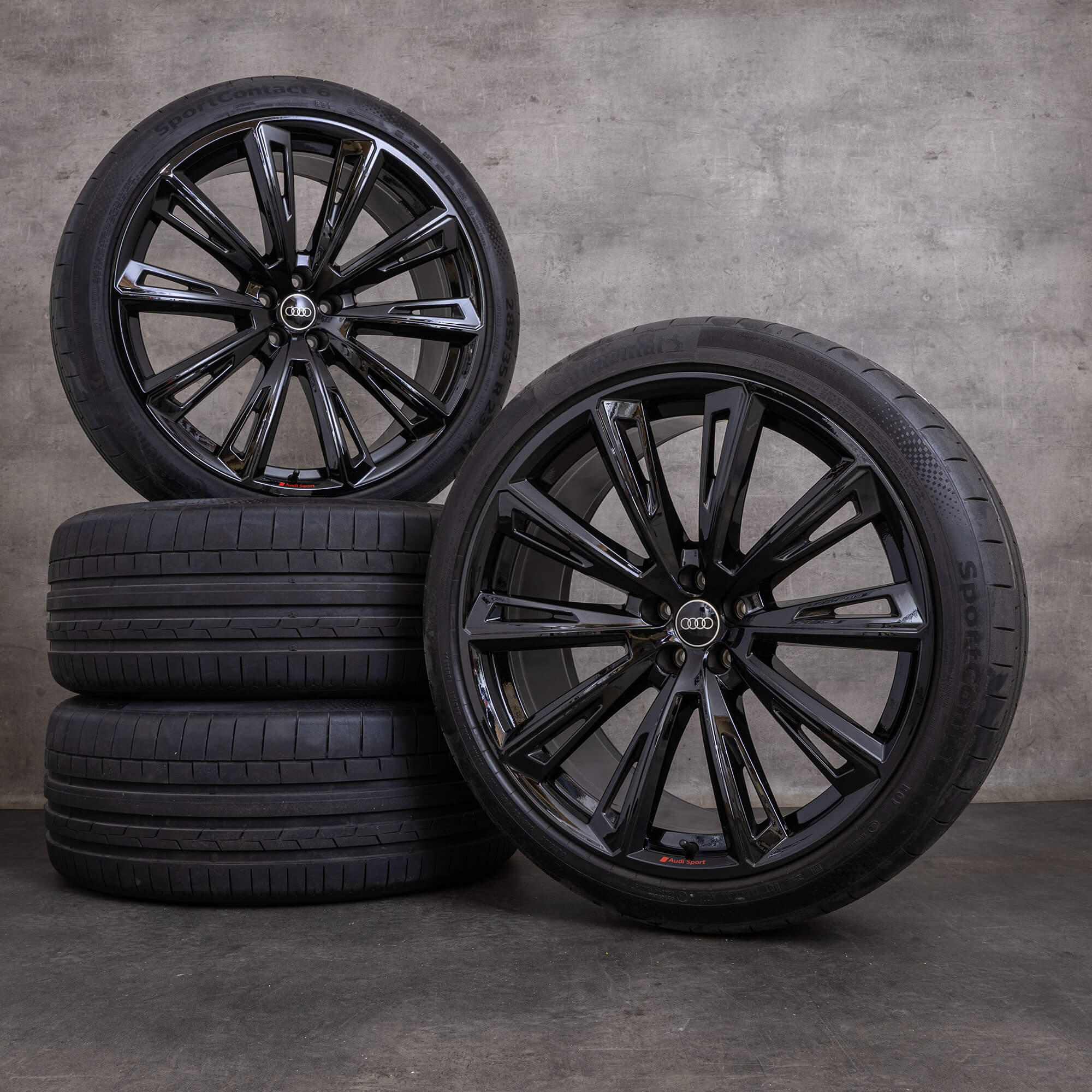 Oryginał Audi Q8 SQ8 felgi 23 cale 4M8 koła letnie 4M8601025R czarne błyszczące