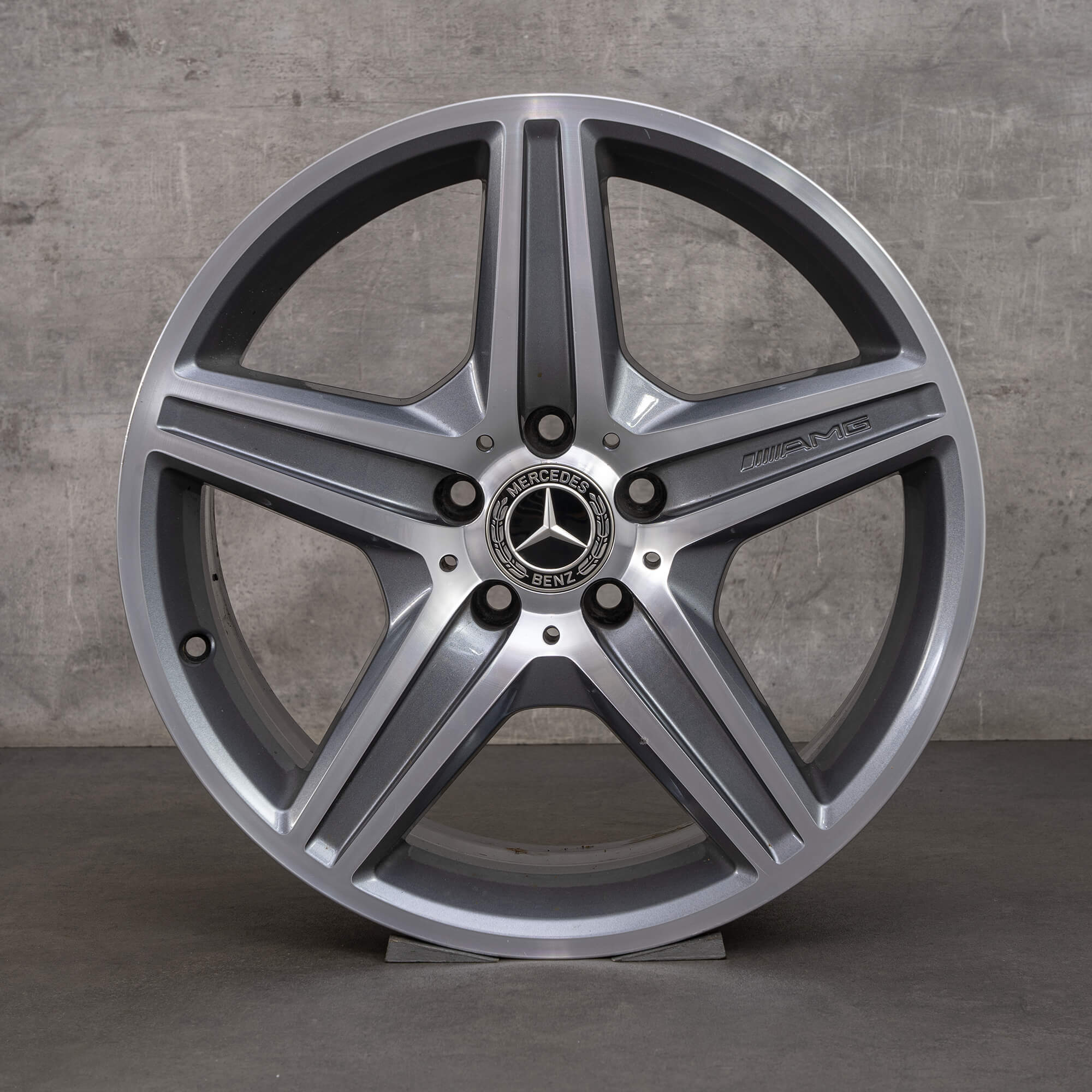 AMG Mercedes E-Klasse W211 Felgen A2114016402 18 Zoll 8,5 x 18 ET 38