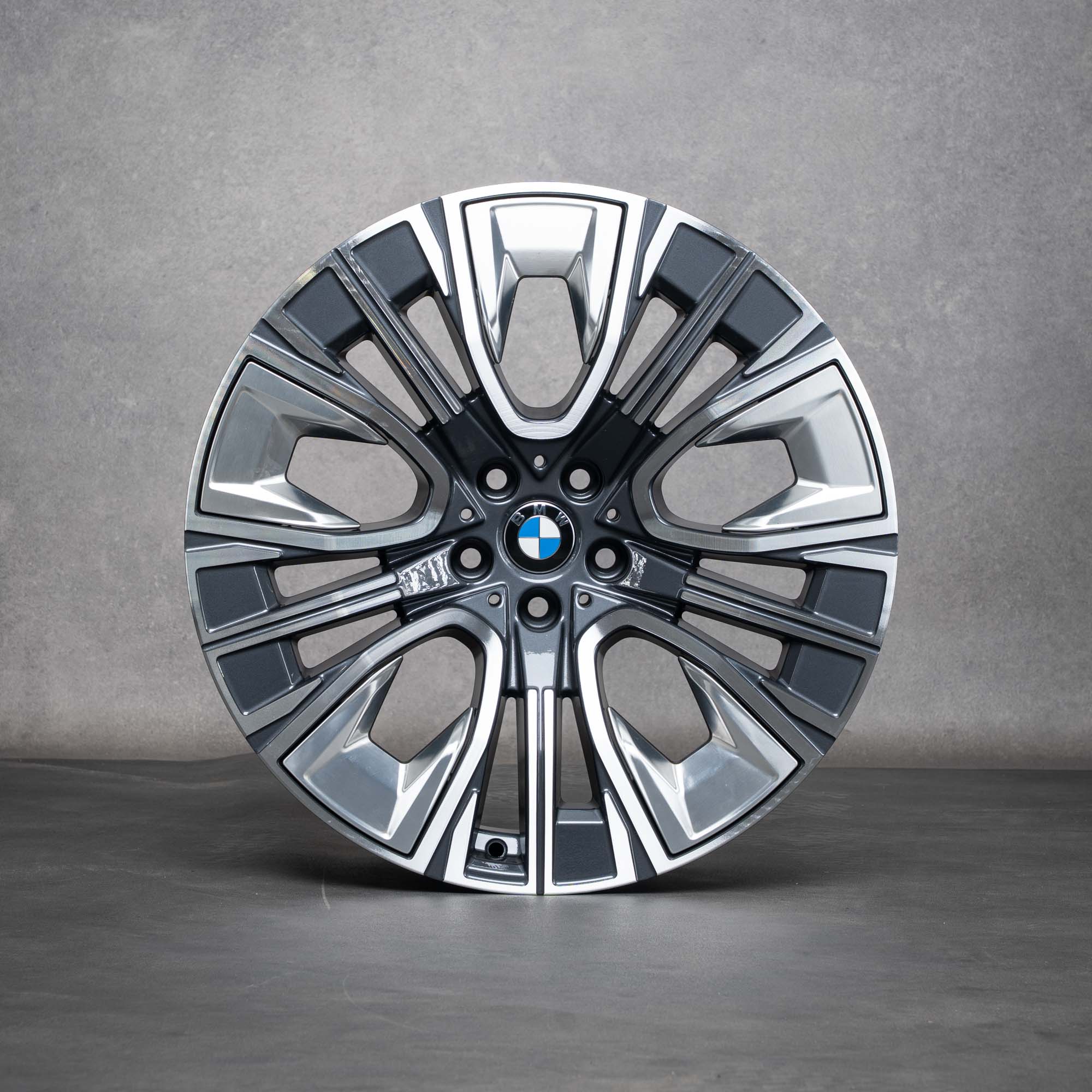 Oryginalne felgi BMW serii 7 i7 X3 21 cali G70 G45 5A19DE6 5A19DE7 Styling 910i gunmetal szary Polerowane