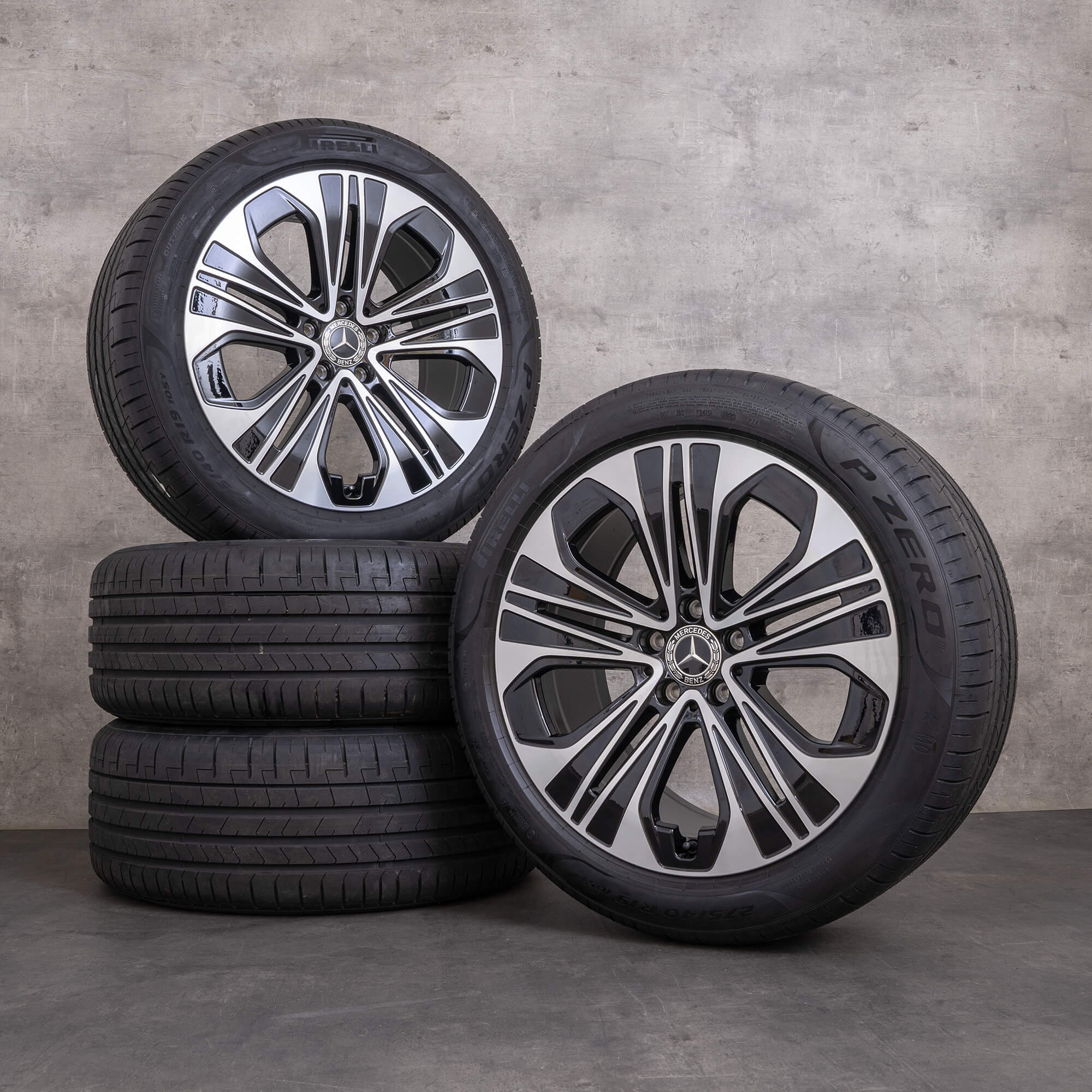 Alkuperäiset Mercedes Benz E-sarjan vanteet 19 tuuman W214 S214 kesäpyörät A2144012300 musta kiillotettu