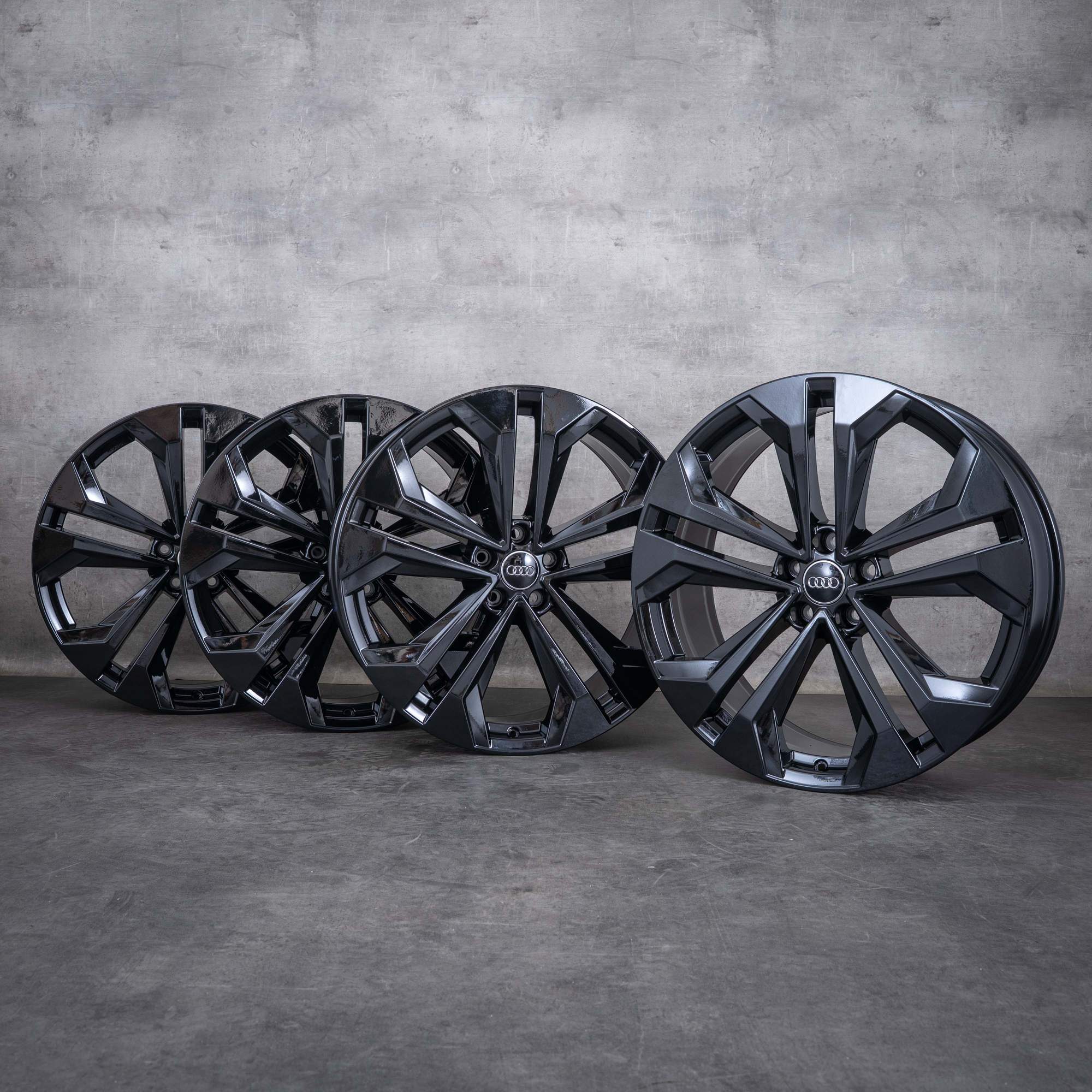 Original Audi A6 Allroad Felgen 20 Zoll 4K C8 4K9601025E schwarz glanz
