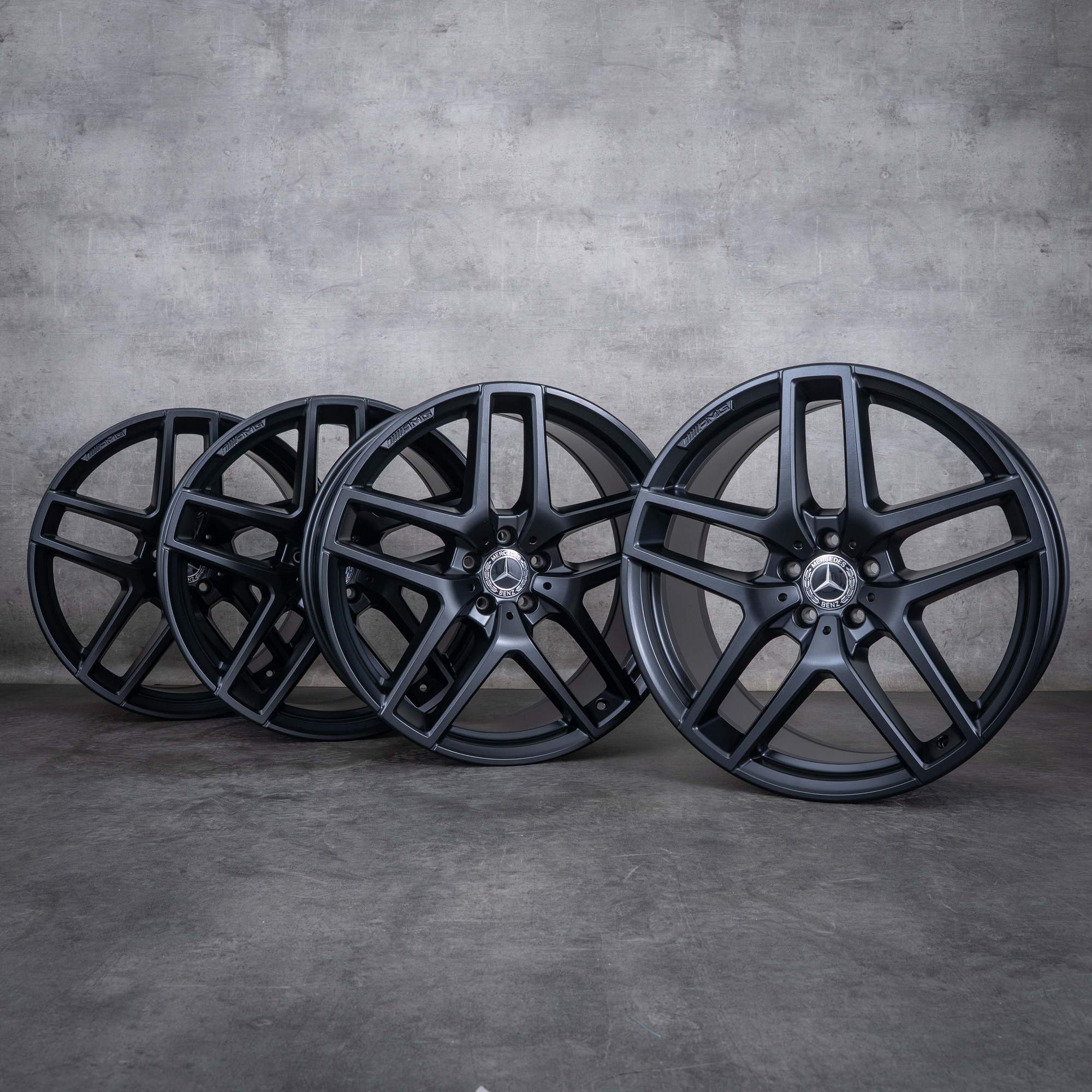 Originali Mercedes Benz GLE & 43 63 S AMG cerchi auto 21 pollici C292 A2924012900 A2924011700 nero opaco