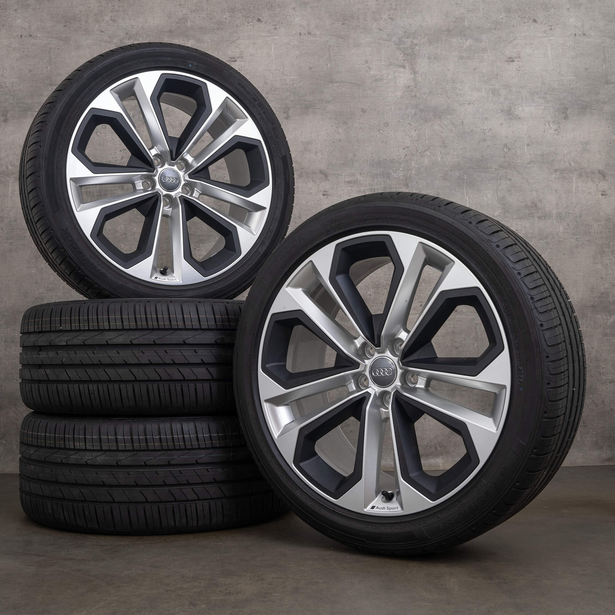 Originale Audi Q3 RS & Sportback hjul 20 tommer F3 sommerhjul DOT nye 83A601025E sølv