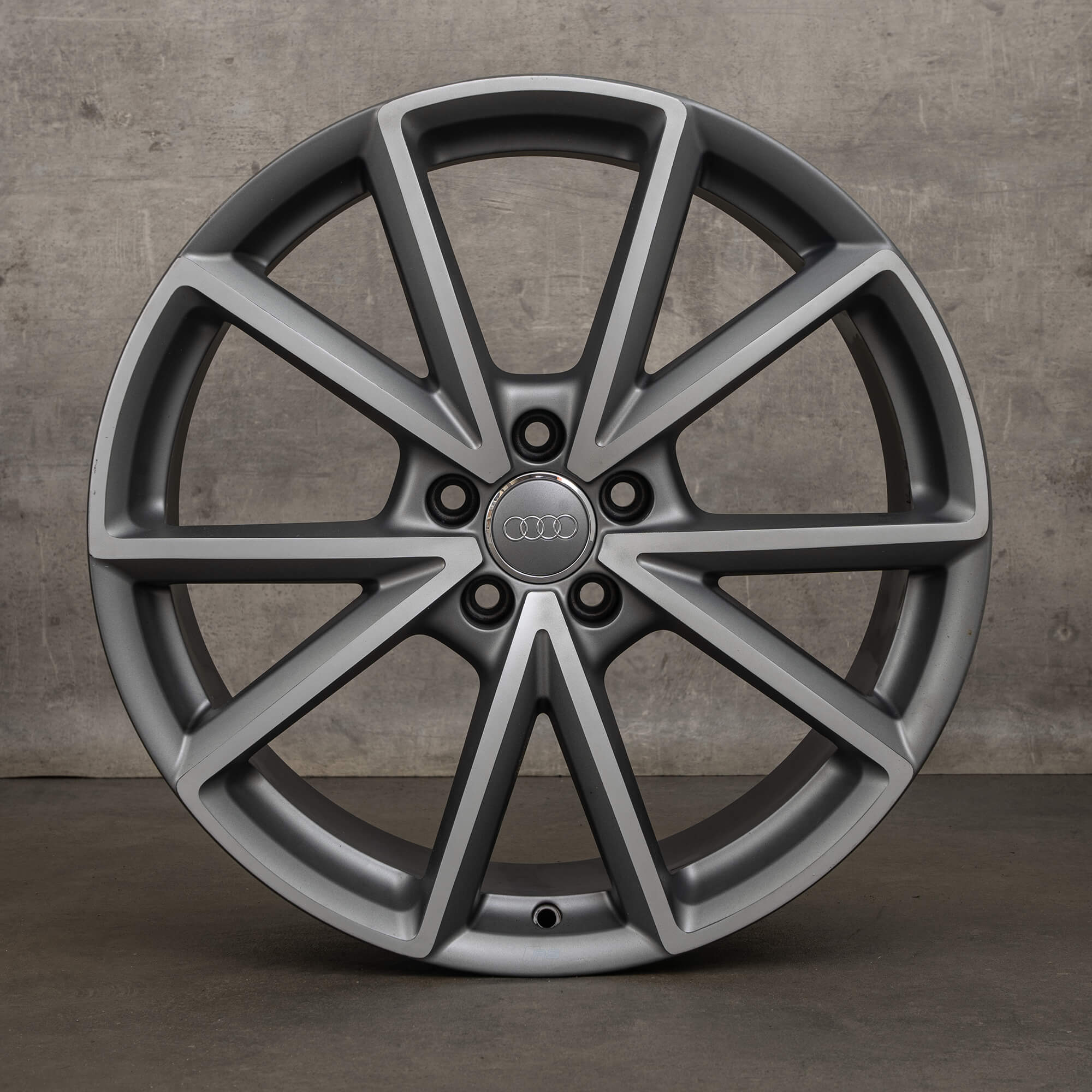 OEM Audi TT S RS rims 20 inch 8S FV 8S0601025P anthracite high gloss