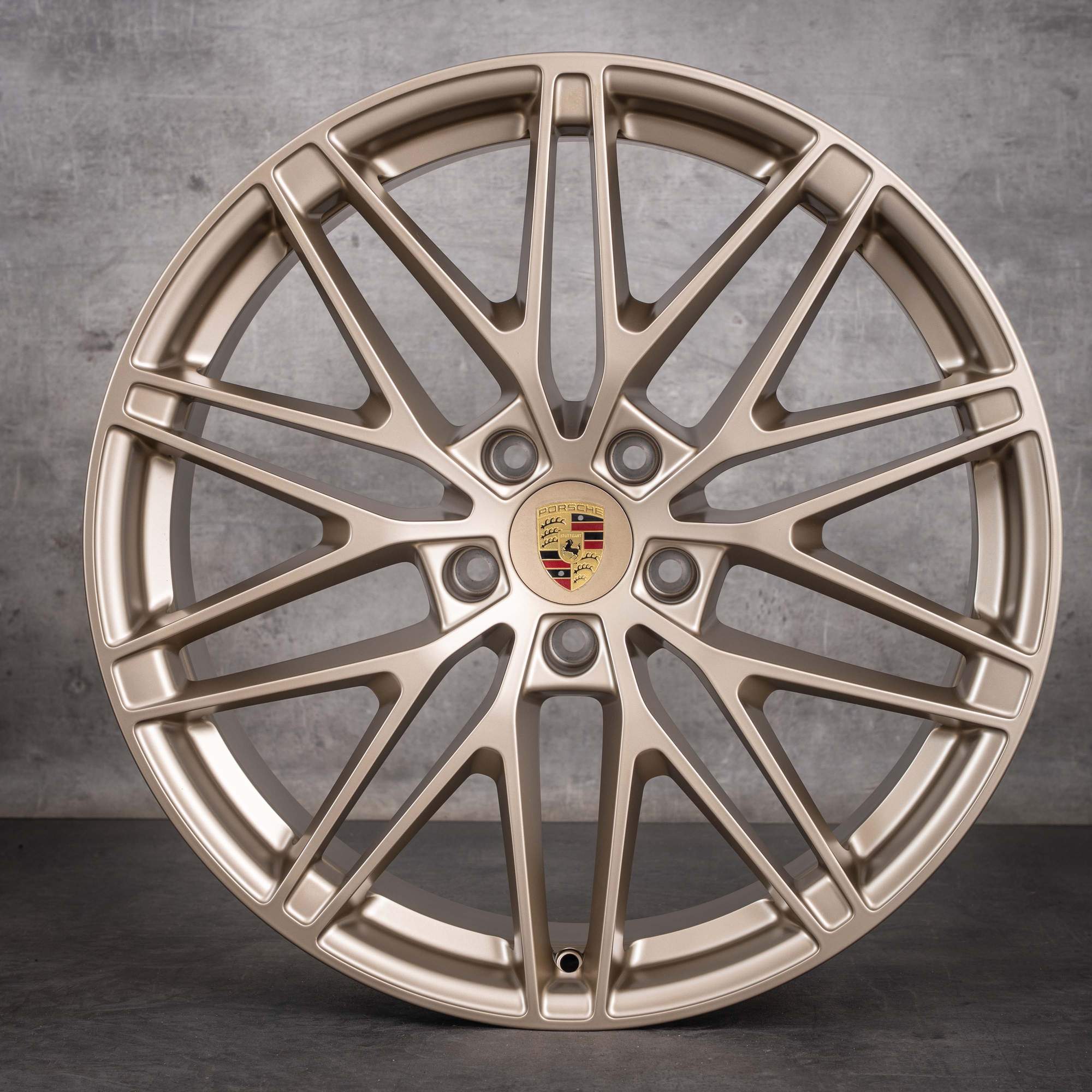 Originální disky Porsche Macan Electric 22 palců H2 4 S GTS Turbo 95C601025AD 95C601025AE v provedení RS Spyder matné z neodymu NOVÉ
