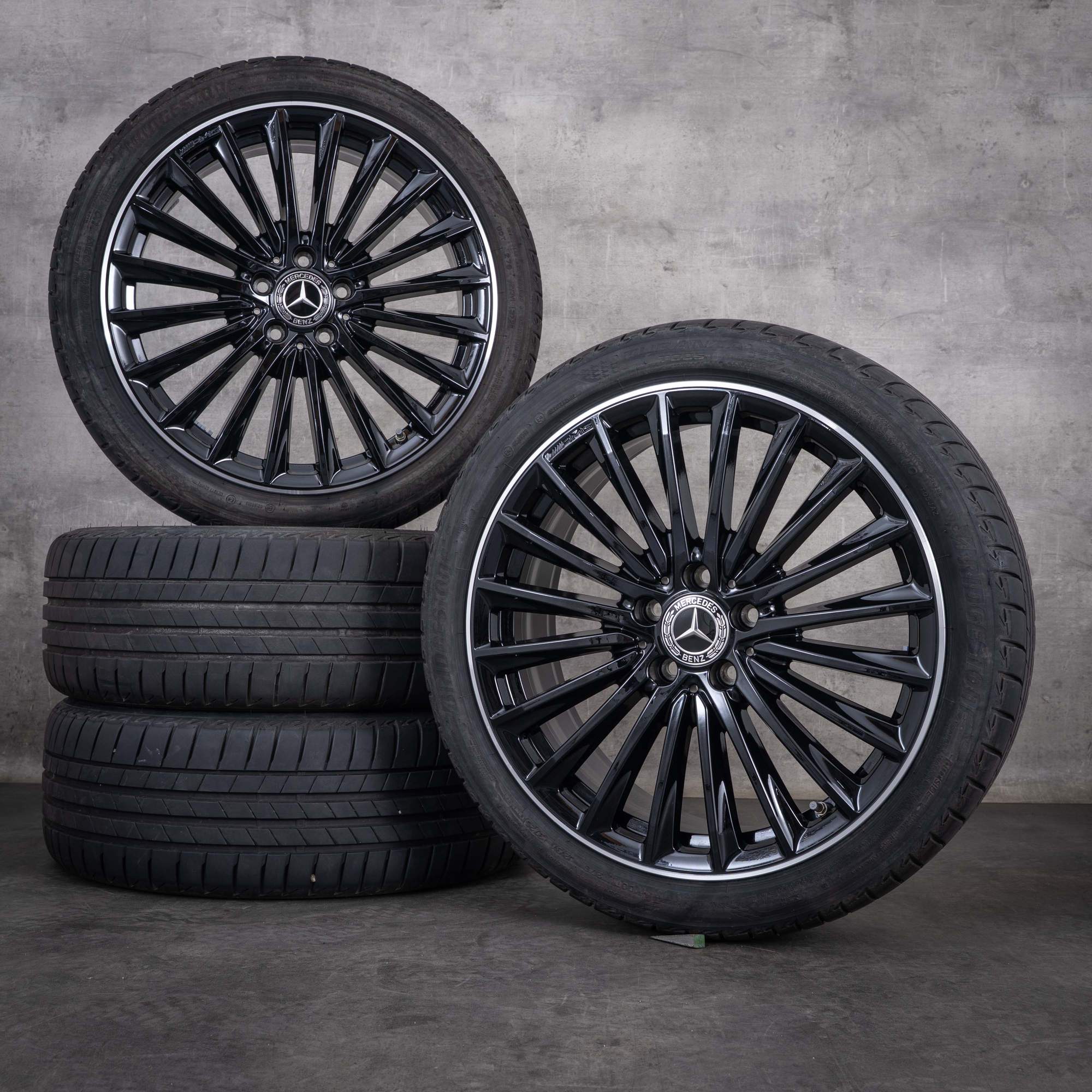 Alkuperäiset Mercedes-Benz A-sarjan ja B-sarjan CLA AMG-vanteet 19 tuumaa W177 W247 C118 X118 kesärenkaat A1774014200 diamond cut mustat