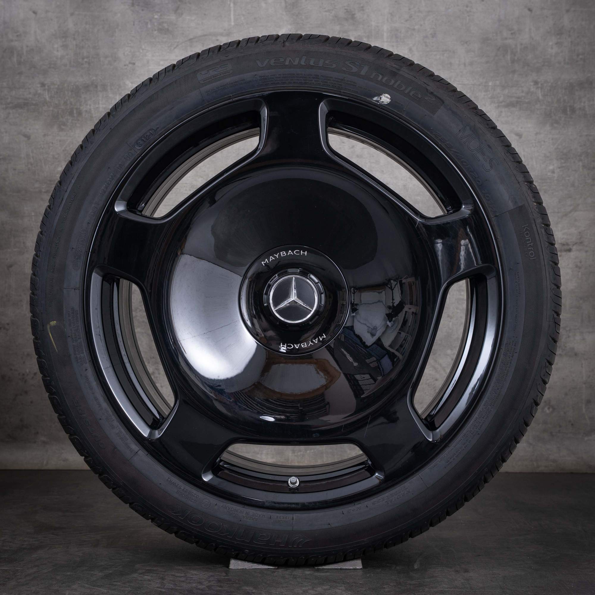 Alkuperäiset Maybach S-sarjan vanteet 20 tuuman W223 V223 X223 all season renkaat A2234014200 musta kiiltävästi.
