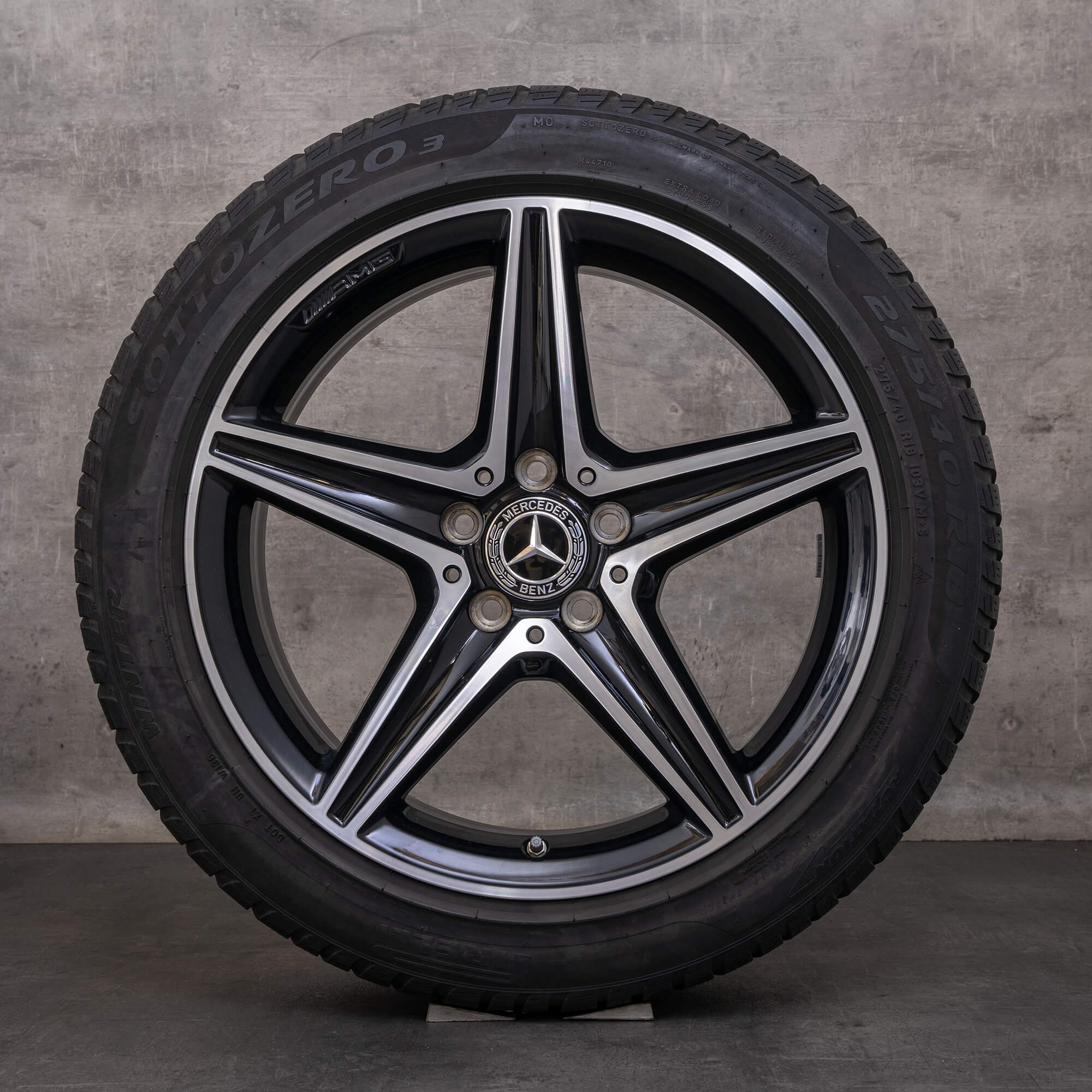 Alkuperäiset Mercedes Benz E-sarjan AMG talvirenkaat 18 tuuman W213 S213 A238 C238 E300 vanteet A2134011800 A2134011900 musta kiillotettu käännetty