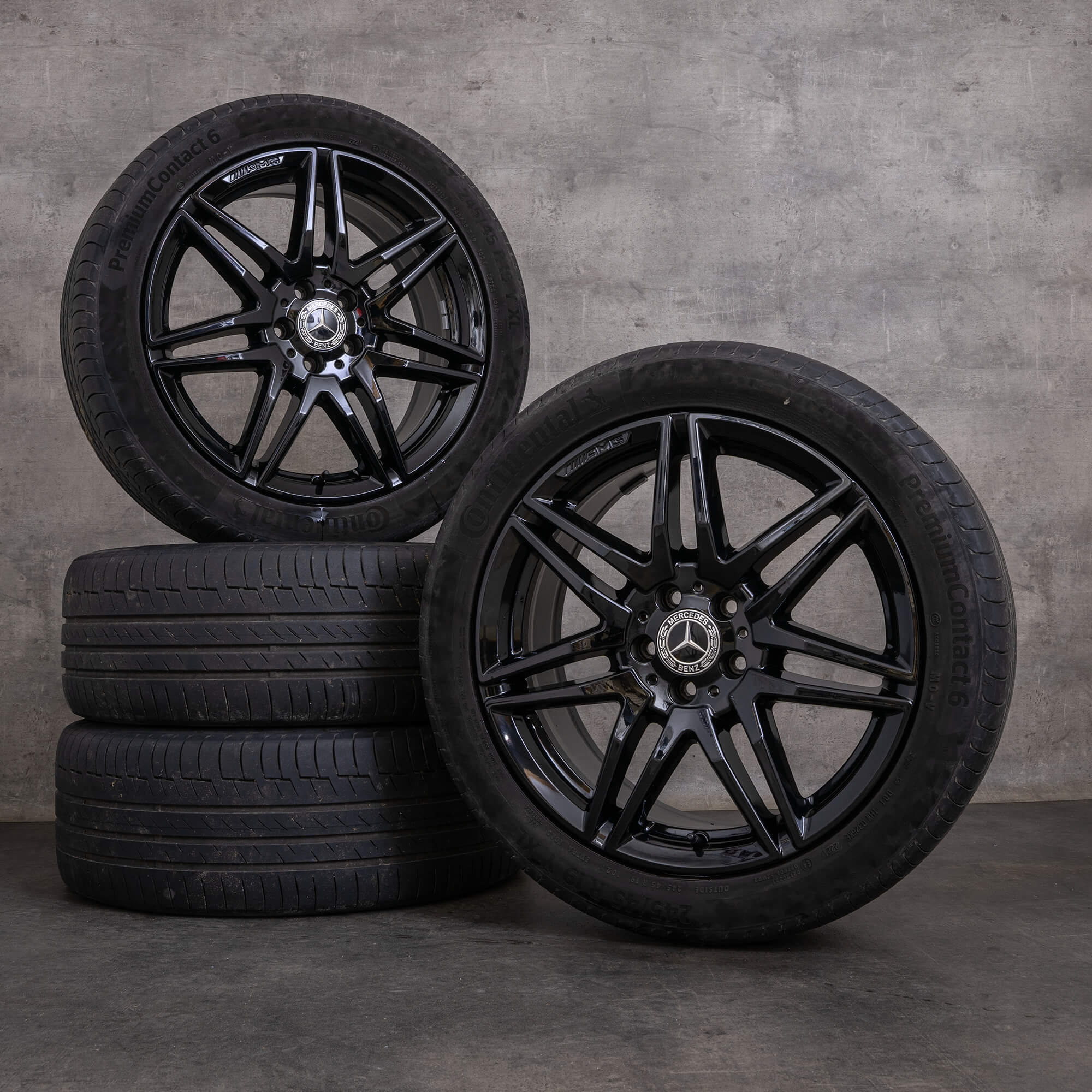 Original Mercedes Benz V-Class AMG ráfky na auto 19" W447 Vito letní kola A4474015100 černá lesklá
