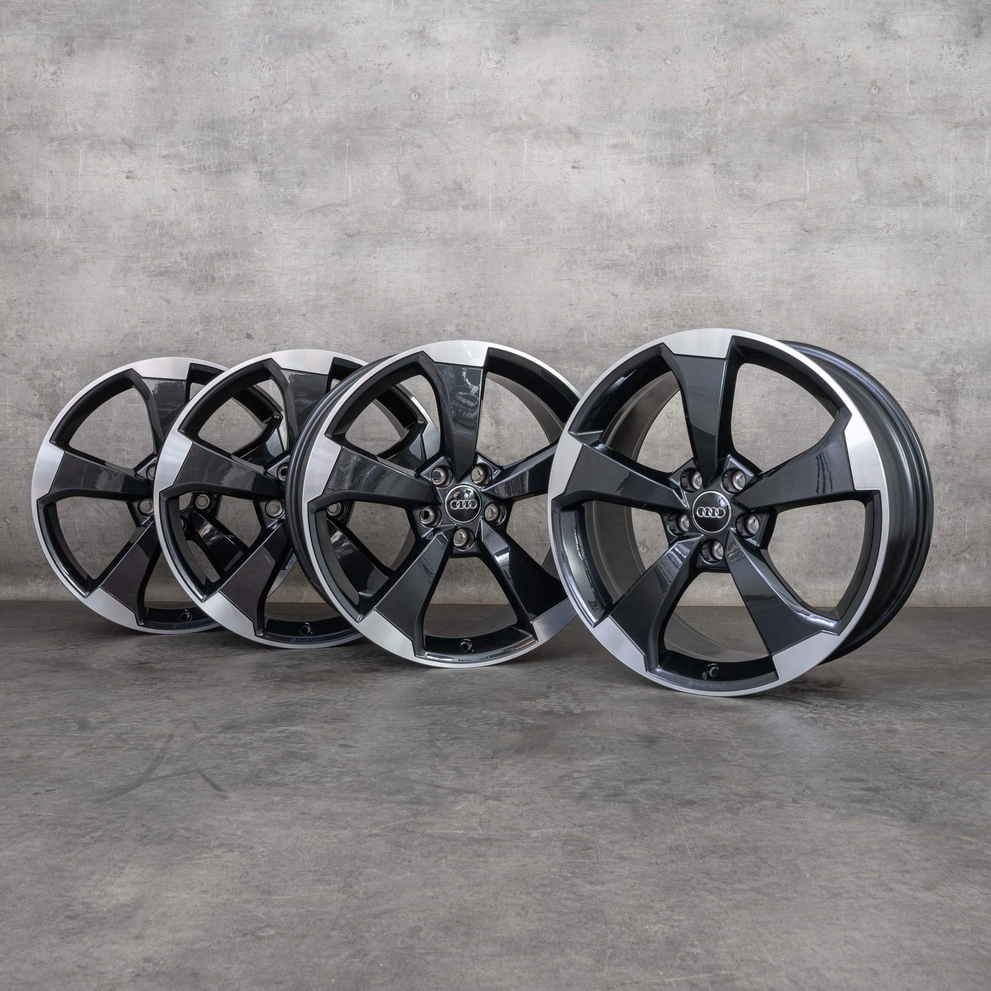 Alkuperäiset Audi RS3 vanteet 19 tuuman 8V 8V0601025FT 8V0601025FR Rotor II granit kiillotettu UUSI