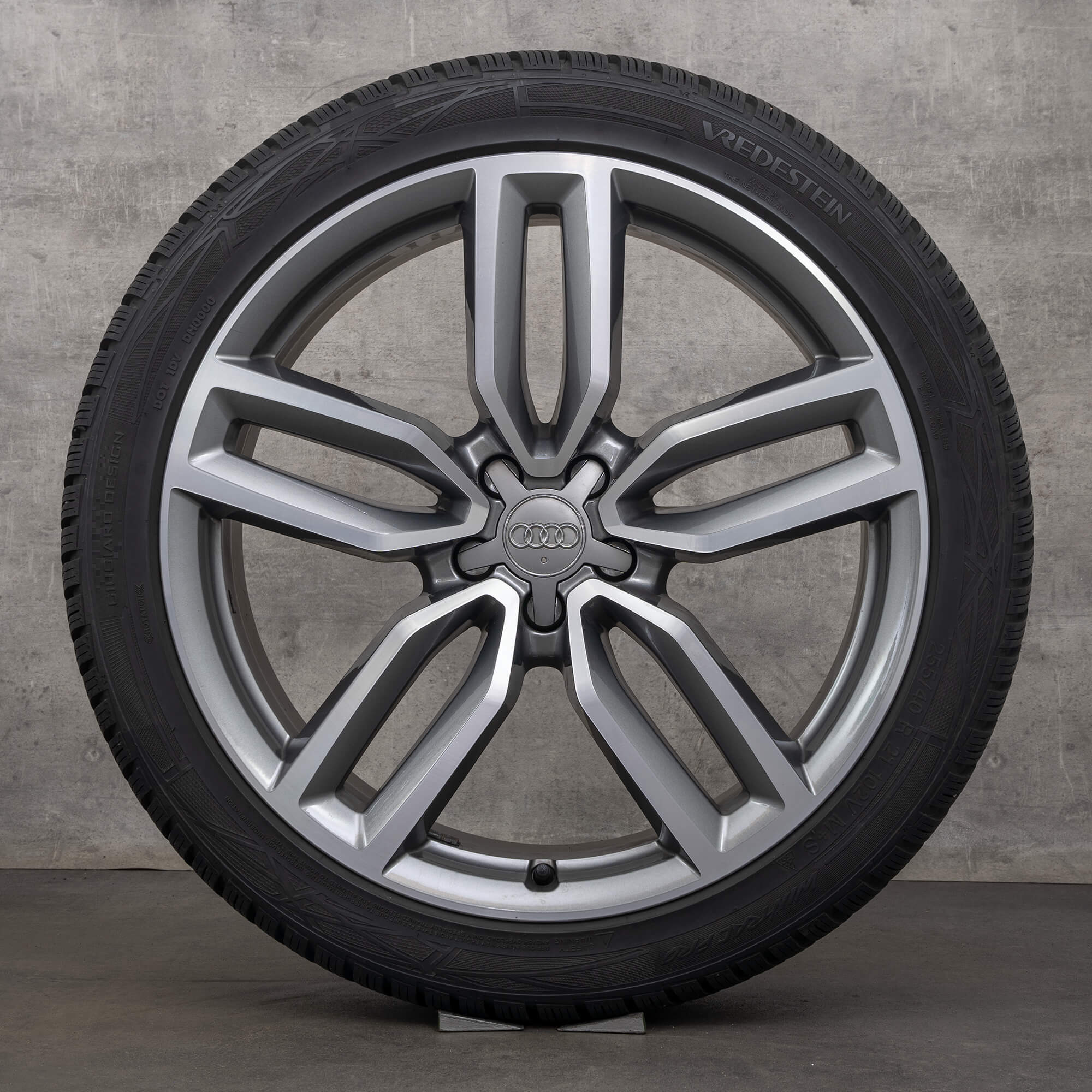 Audi Q5 SQ5 8R winter wheels tires 21 inch rims 8 mm 8R0601025AM S line