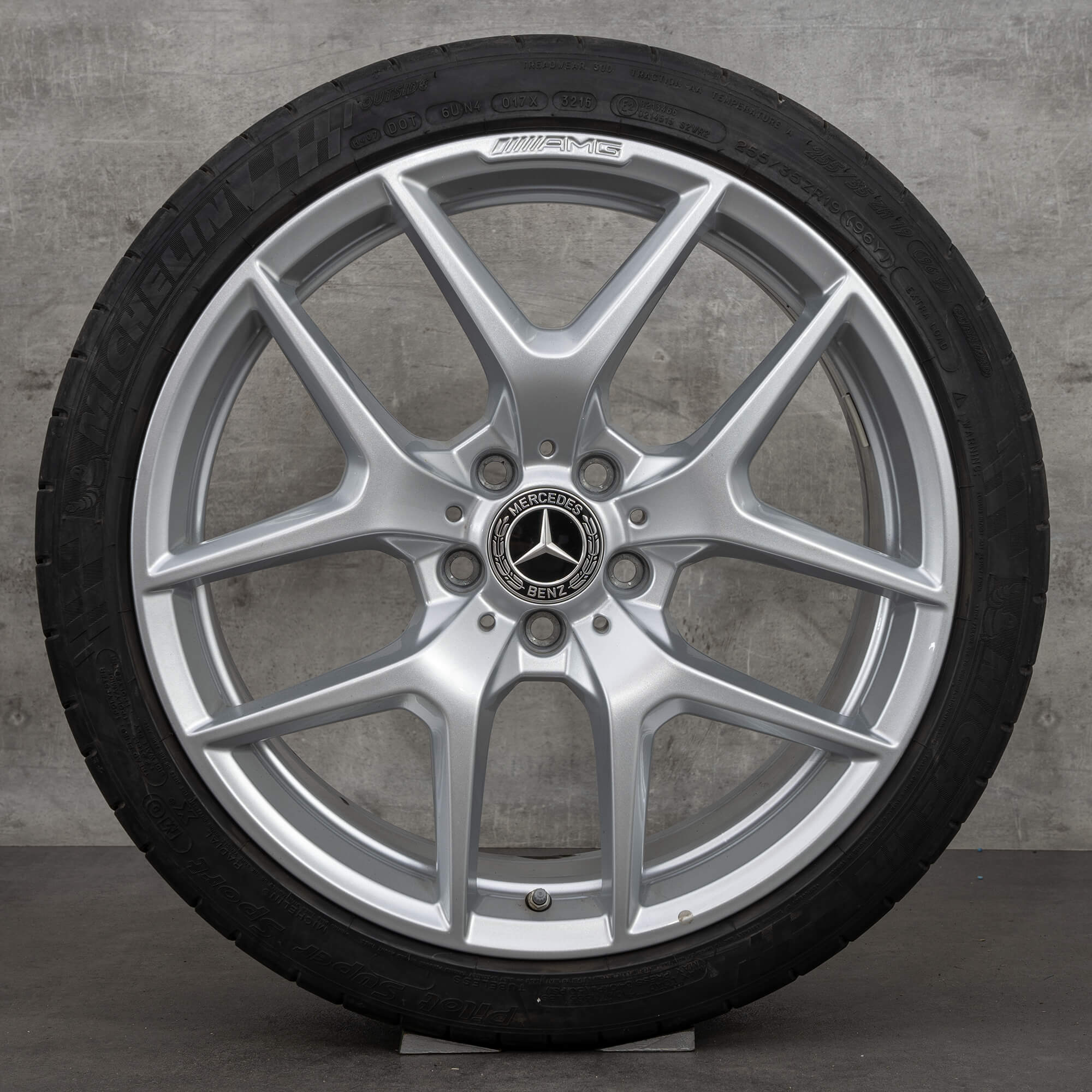 Jantes originais Mercedes-Benz AMG GT de 19 polegadas C190 R190 para pneus de verão A1904010300 A1904010400 prateadas