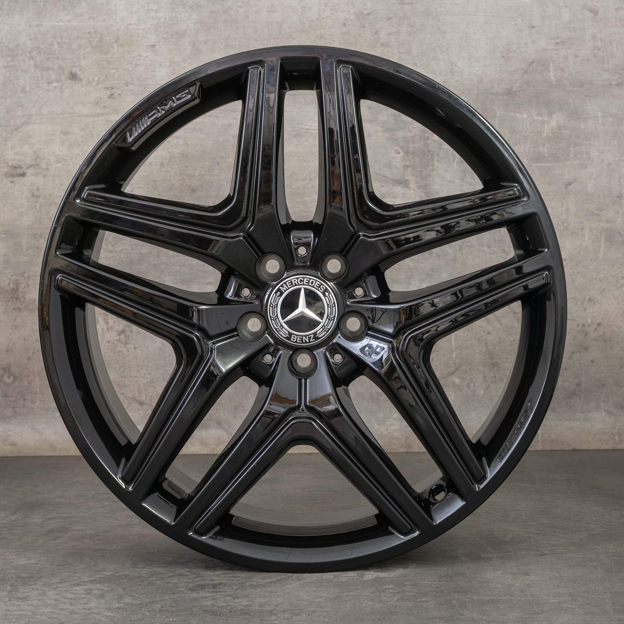 Oryginał Mercedes Benz GLA GLB 35 45 Felgi 20 cali X247 H247 A2474012000 czarny błyszczący