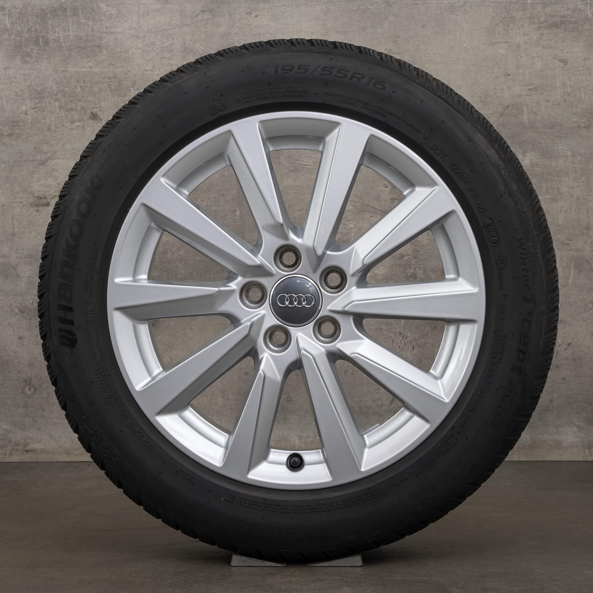 Rodas de inverno originais Audi A1 jantes GB 16 polegadas 82A601025C prata