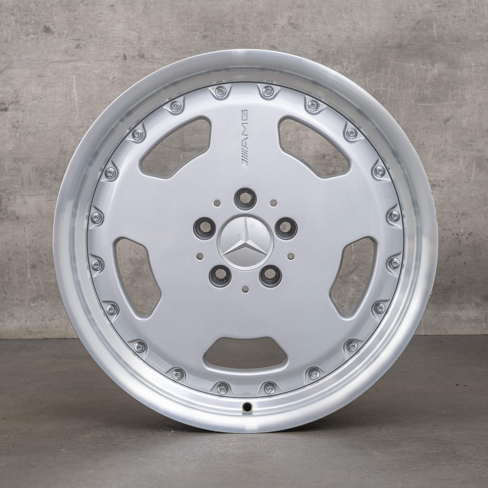 Mercedes Benz S-klass W140 18 tums fälgar Aero II HWA1404000102 silver krom