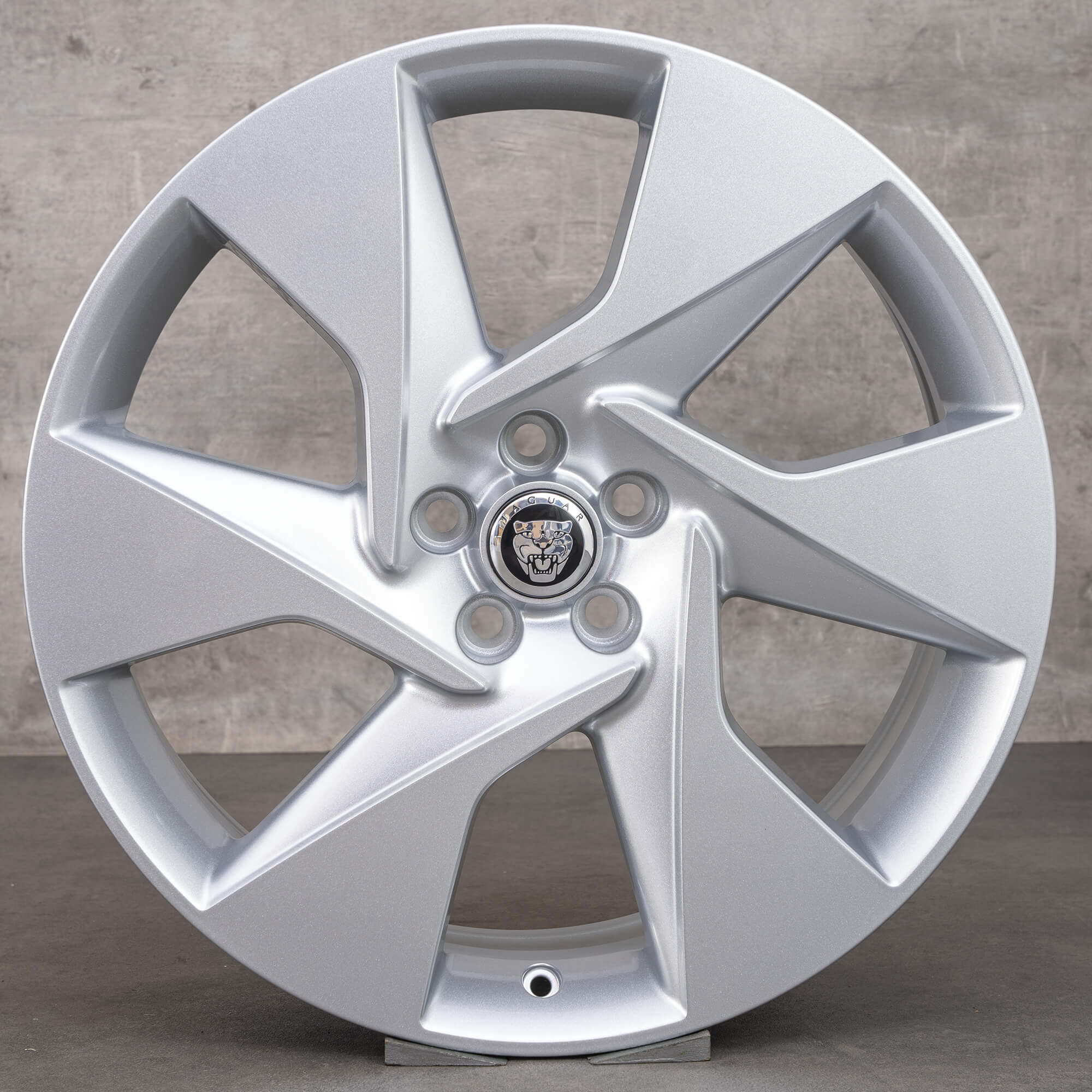 Alkuperäiset Jaguar 20 tuuman I-Pace alumiinivanteet 6007 J9D3-BC-SS hopea UUTUUS