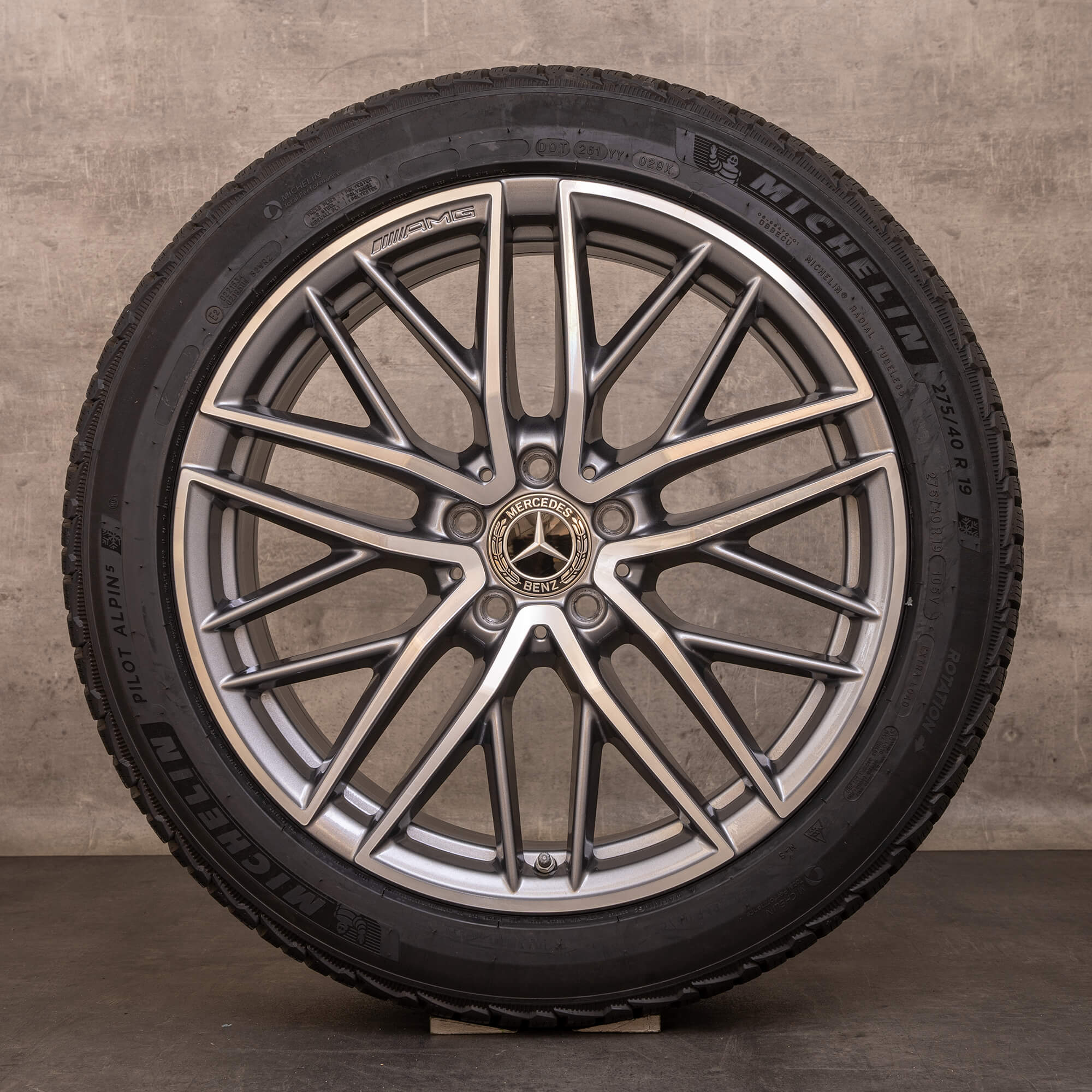 Oryginał Mercedes Benz Klasa C 63AMG S E Performance koła zimowe 19 cali S206 Felgi A2064012900 A2064012400 tytanowo-szare Polerowane
