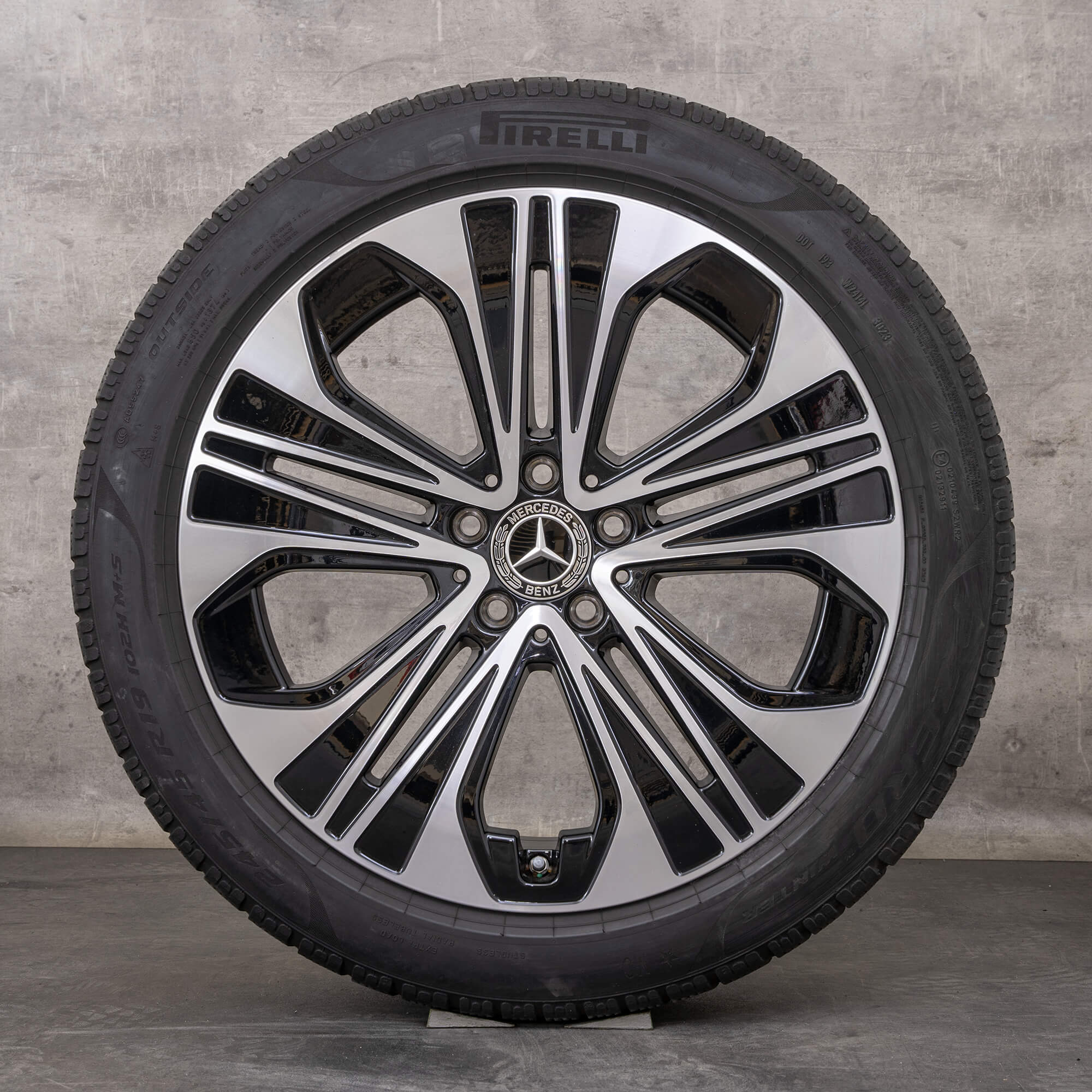 Alkuperäiset Mercedes Benz E-sarjan talvirenkaat 19 tuuman W214 S214 vanteet A2144012300 musta kiillotettu käännetty