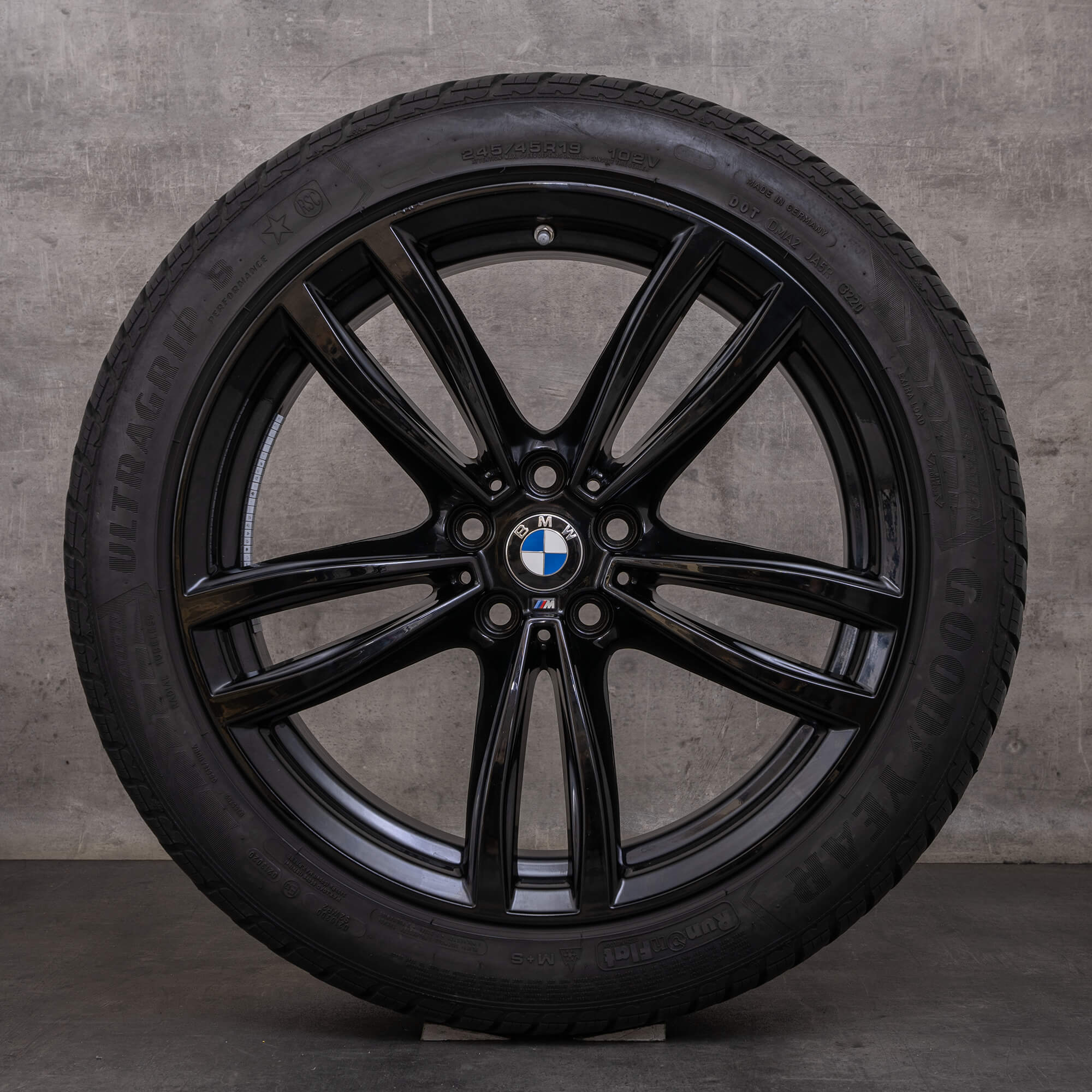 Original BMW Série 6 7 jantes e pneus inverno 19 polegadas G11 G12 GT G32 estilo 647 M 7850579 preto brilhante