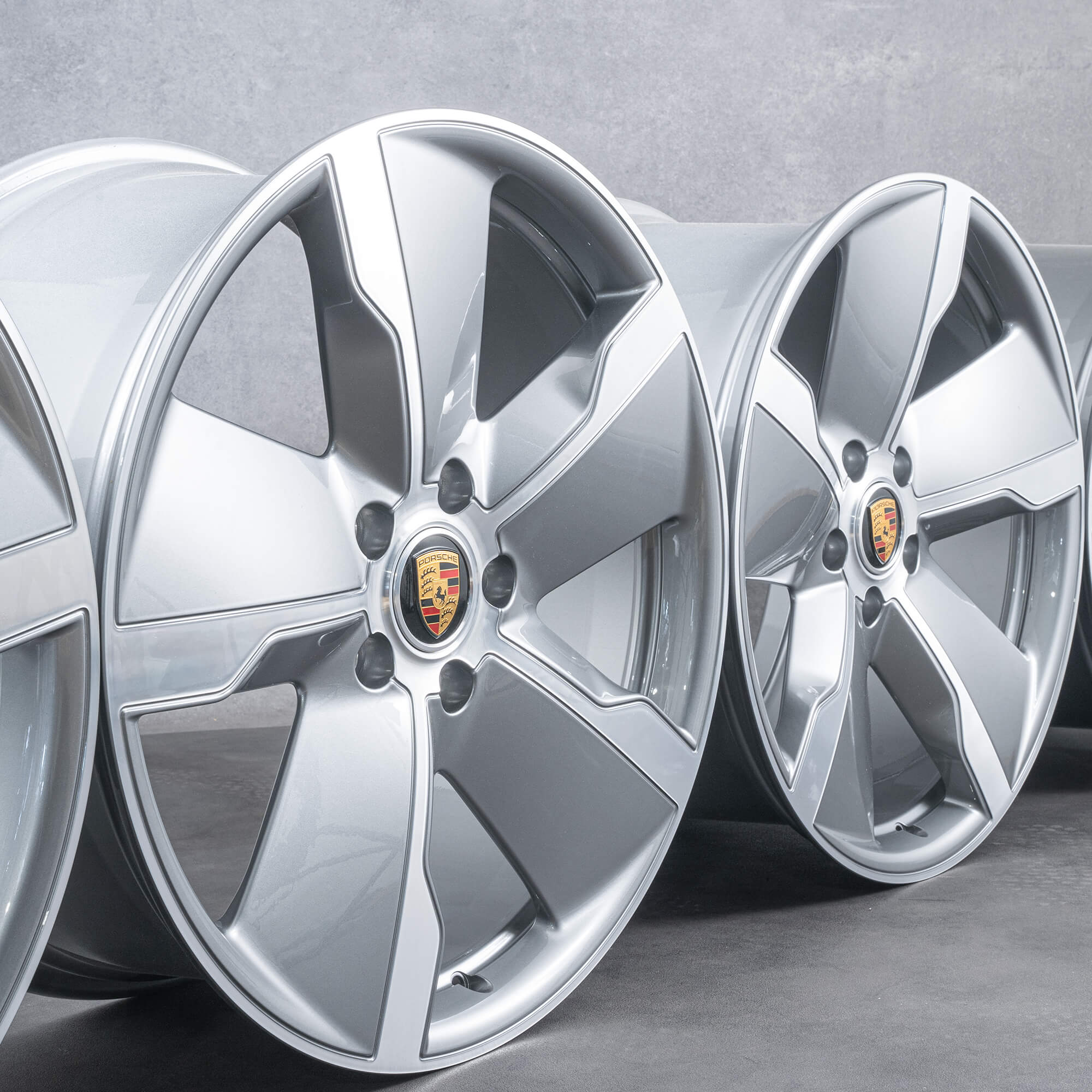 Alkuperäiset Porsche Taycan 21 tuuman vanteet Turbo 4S S 9J1601025O 9J1601025R UUSI