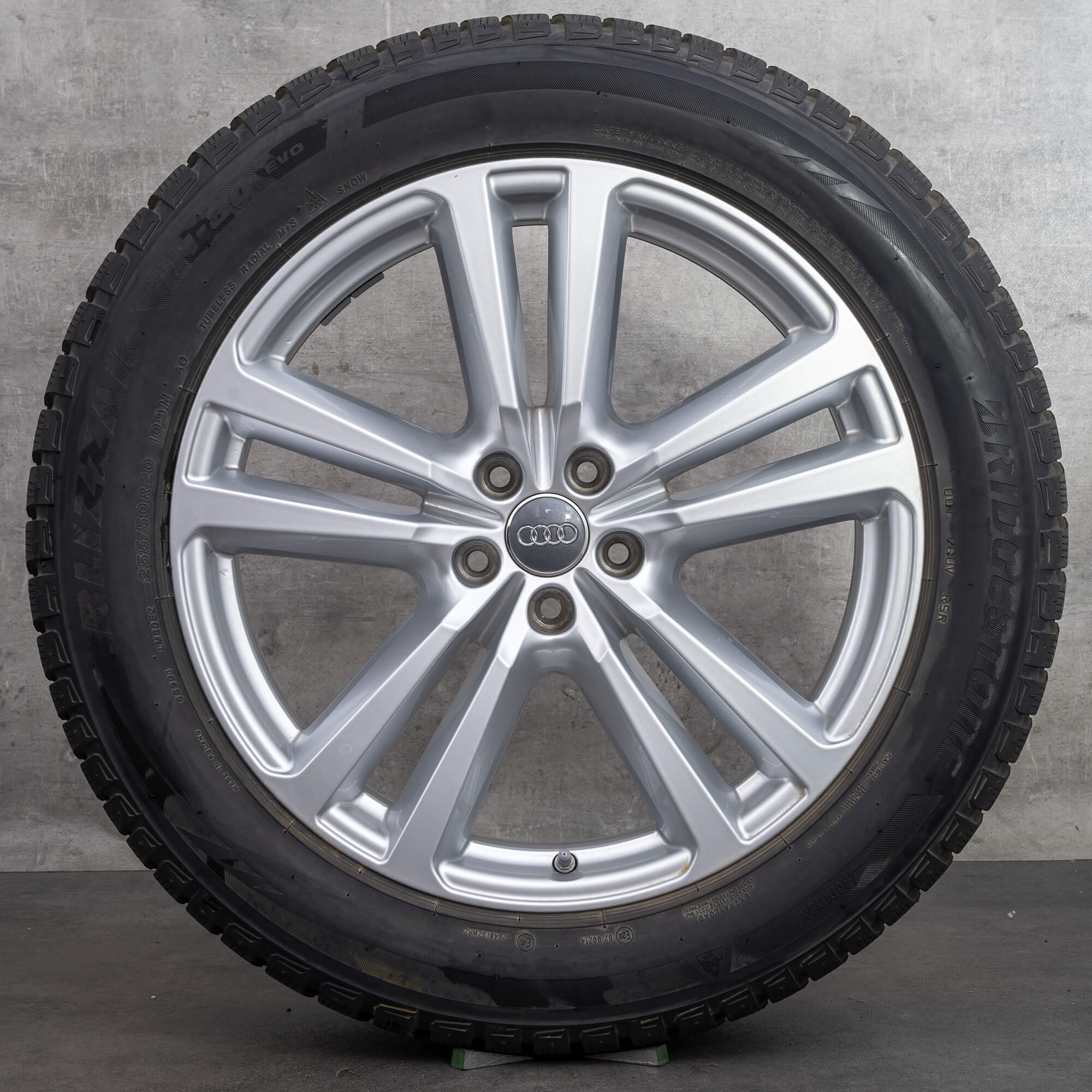 OEM Audi Q7 SQ7 snow tire packages 20 inch 4M rims 4M0601025G DOT 22 silver