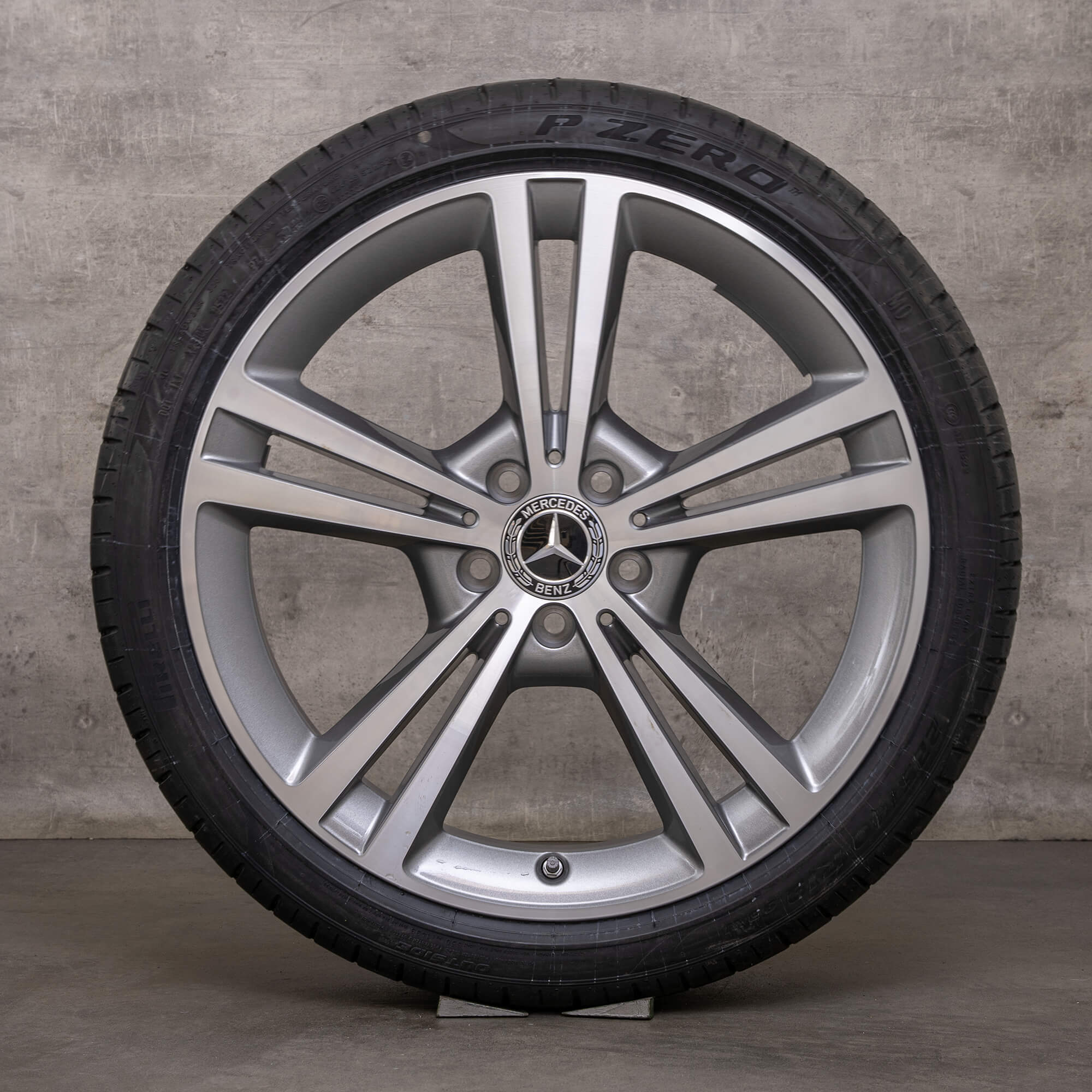 Originální letni alu kola Mercedes Benz třídy A B CLA 19 palců W177 V177 W247 C118 X118 A1774010800 himalaya šedá lesklá soustružená