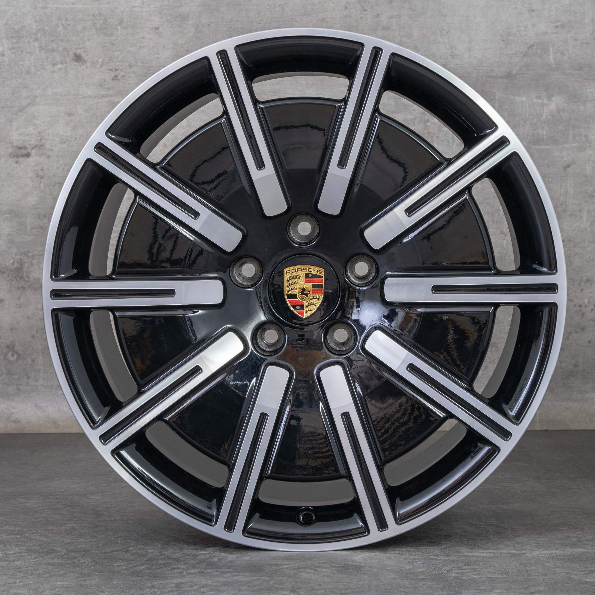 Oryginalne koła zimowe Porsche Taycan 20 cali 9J1 Aero felgi 9J1601025E 9J1601025F czarne polerowane