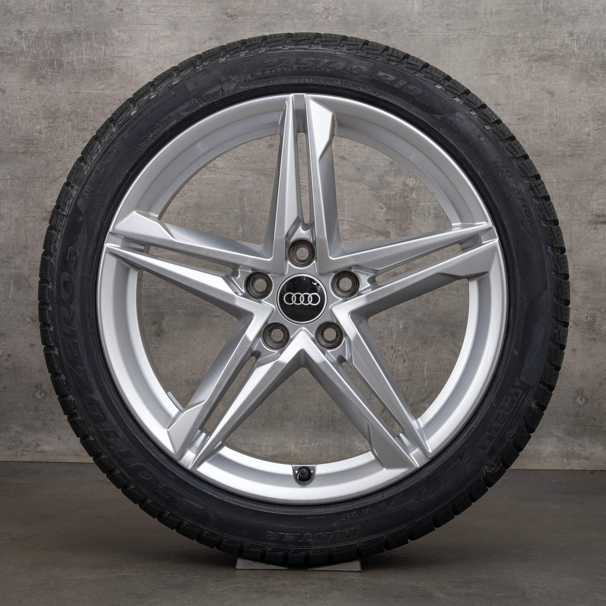 OEM Audi A4 S4 winter wheels 18 inch 8W B9 rims 8W0601025EC silver