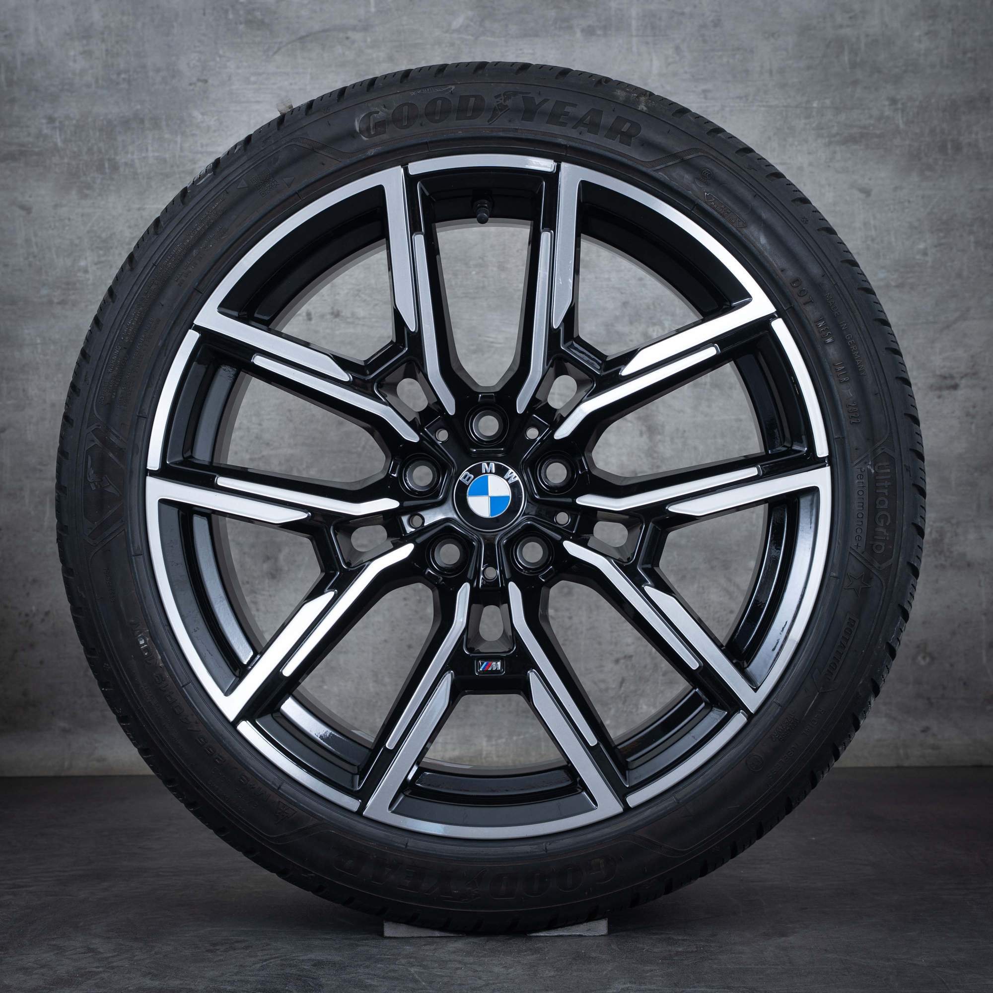 Alkuperäiset BMW 4-sarjan i4 talvirenkaat 19 tuuman G26 Gran Coupe vanteet styling 859 M 8747304 8747305 mustat kiillotetut sorvatut