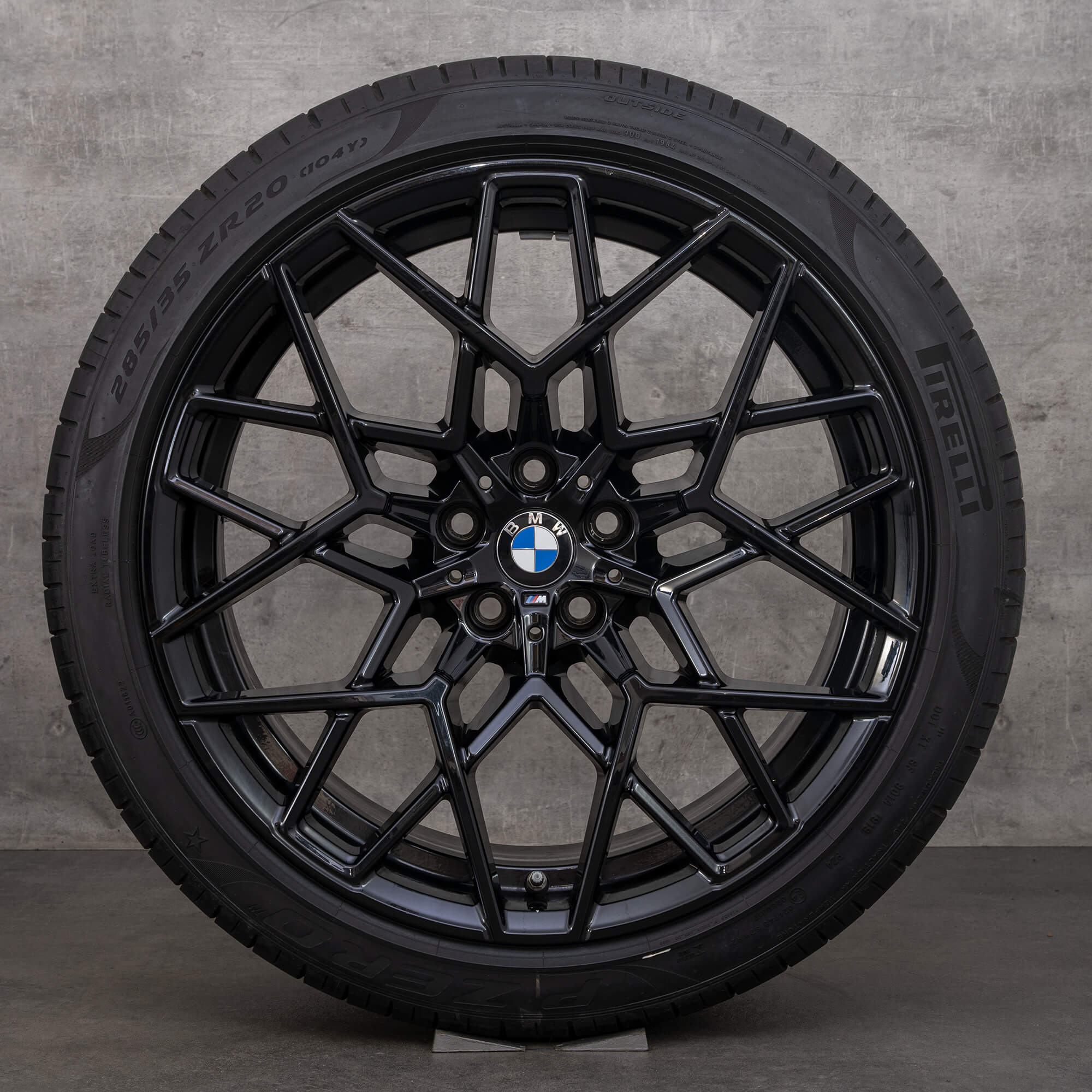 BMW 20 Zoll M8 F91 F92 F93 Felgen Styling 813 M Sommerräder  